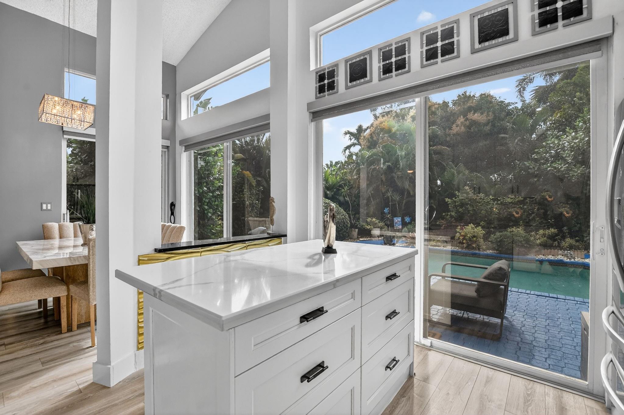 6584 Hampton Cir Boca Raton, FL 33496