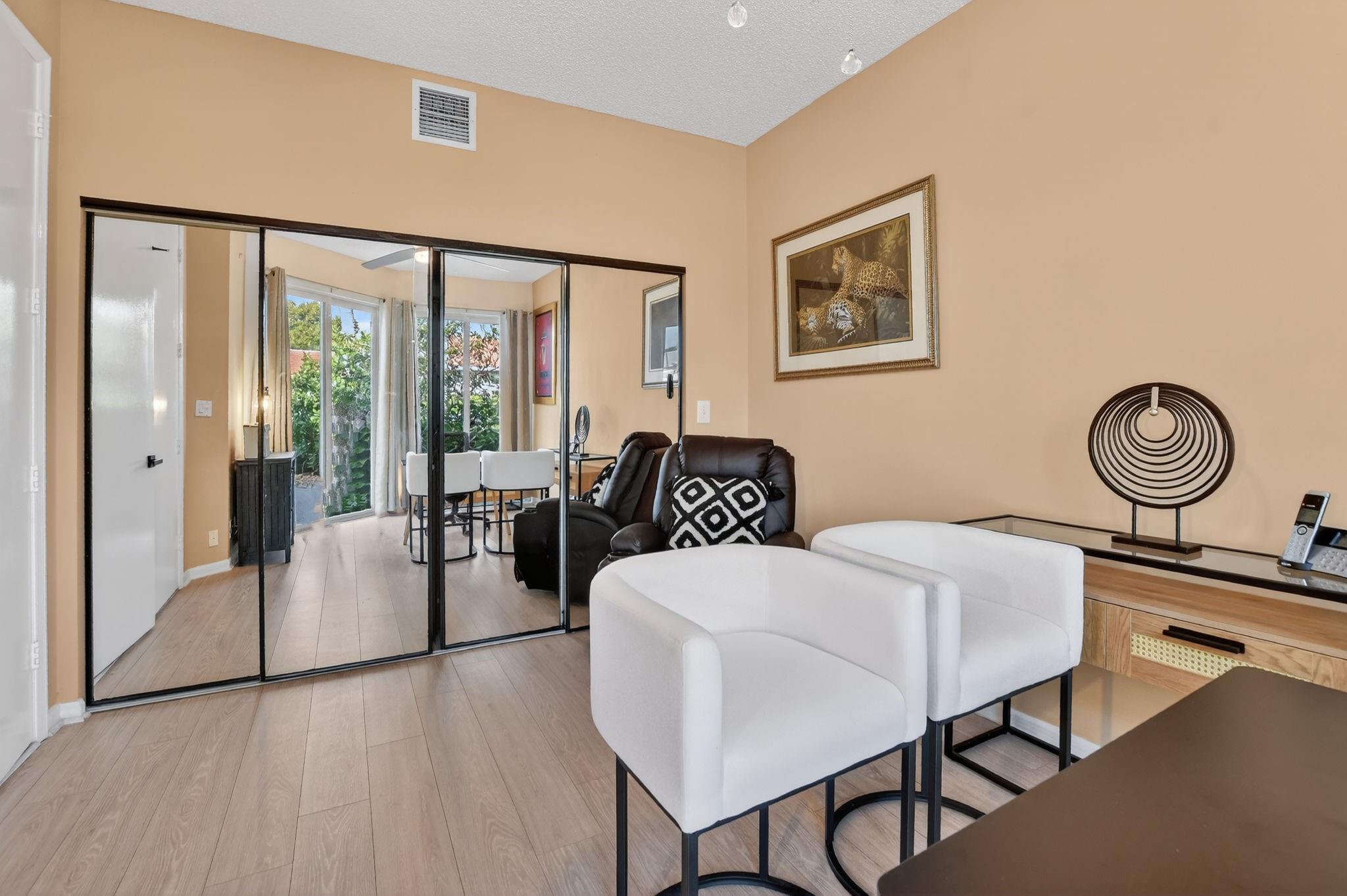 6584 Hampton Cir Boca Raton, FL 33496