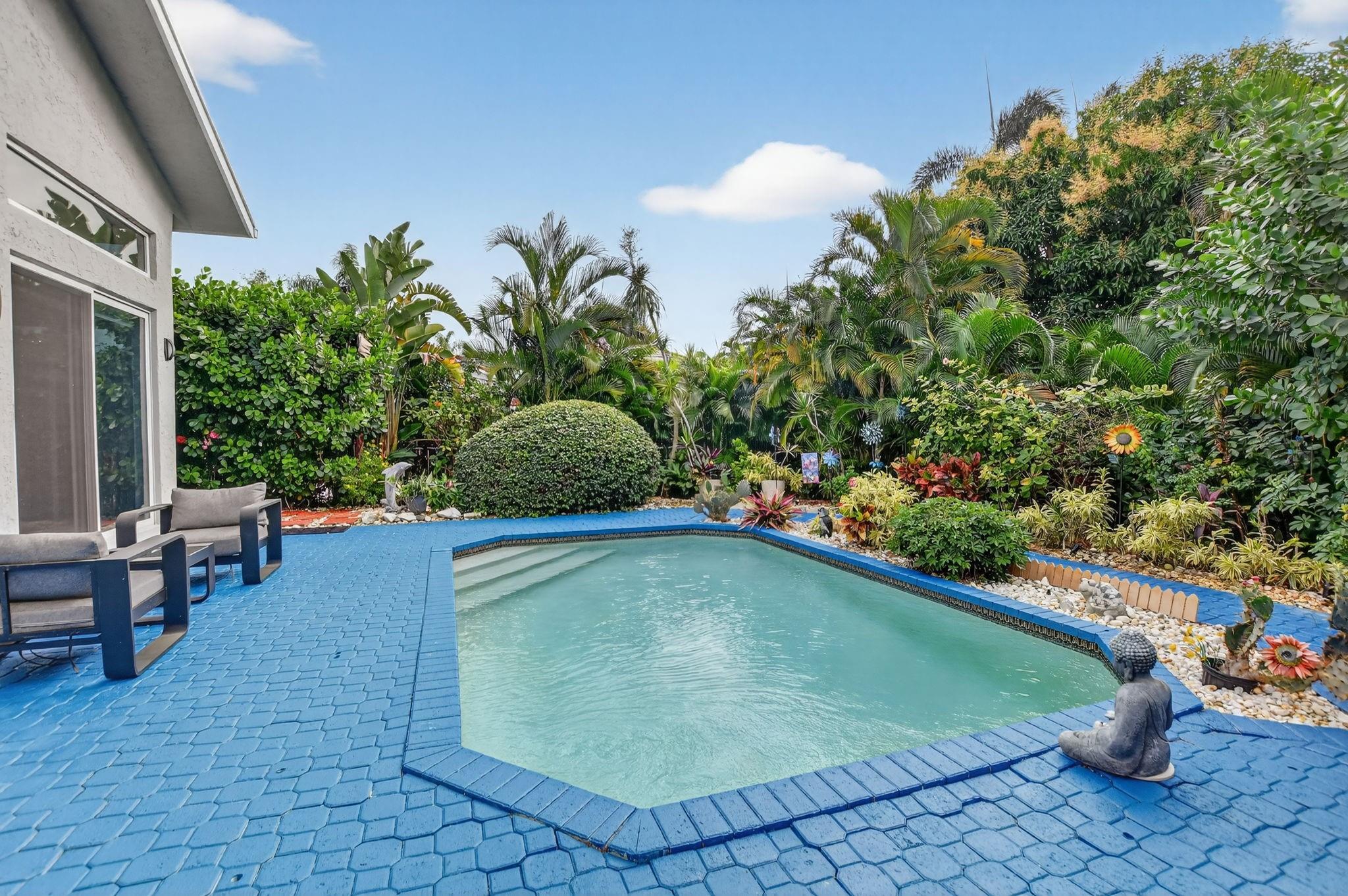 6584 Hampton Cir Boca Raton, FL 33496