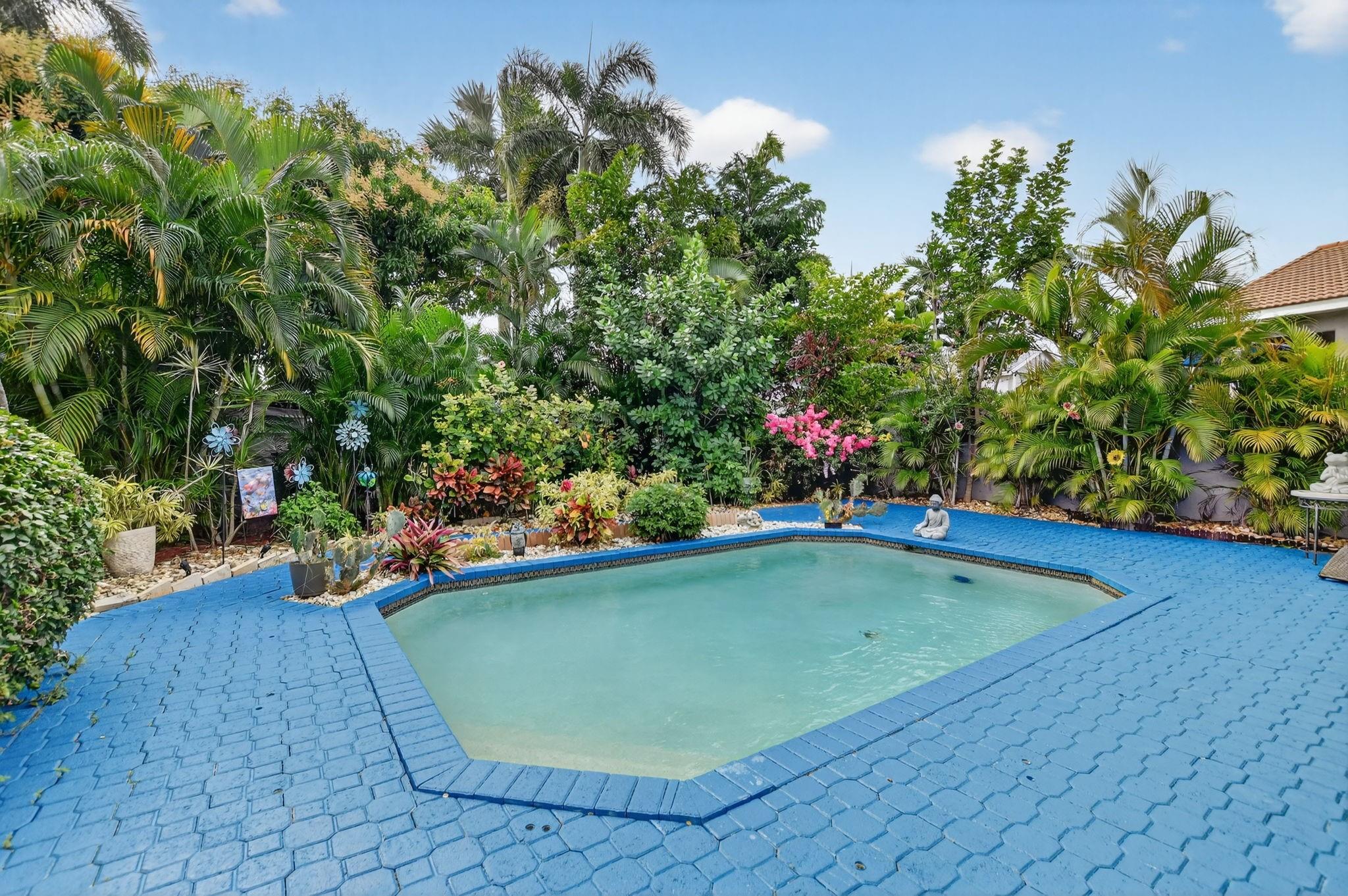 6584 Hampton Cir Boca Raton, FL 33496