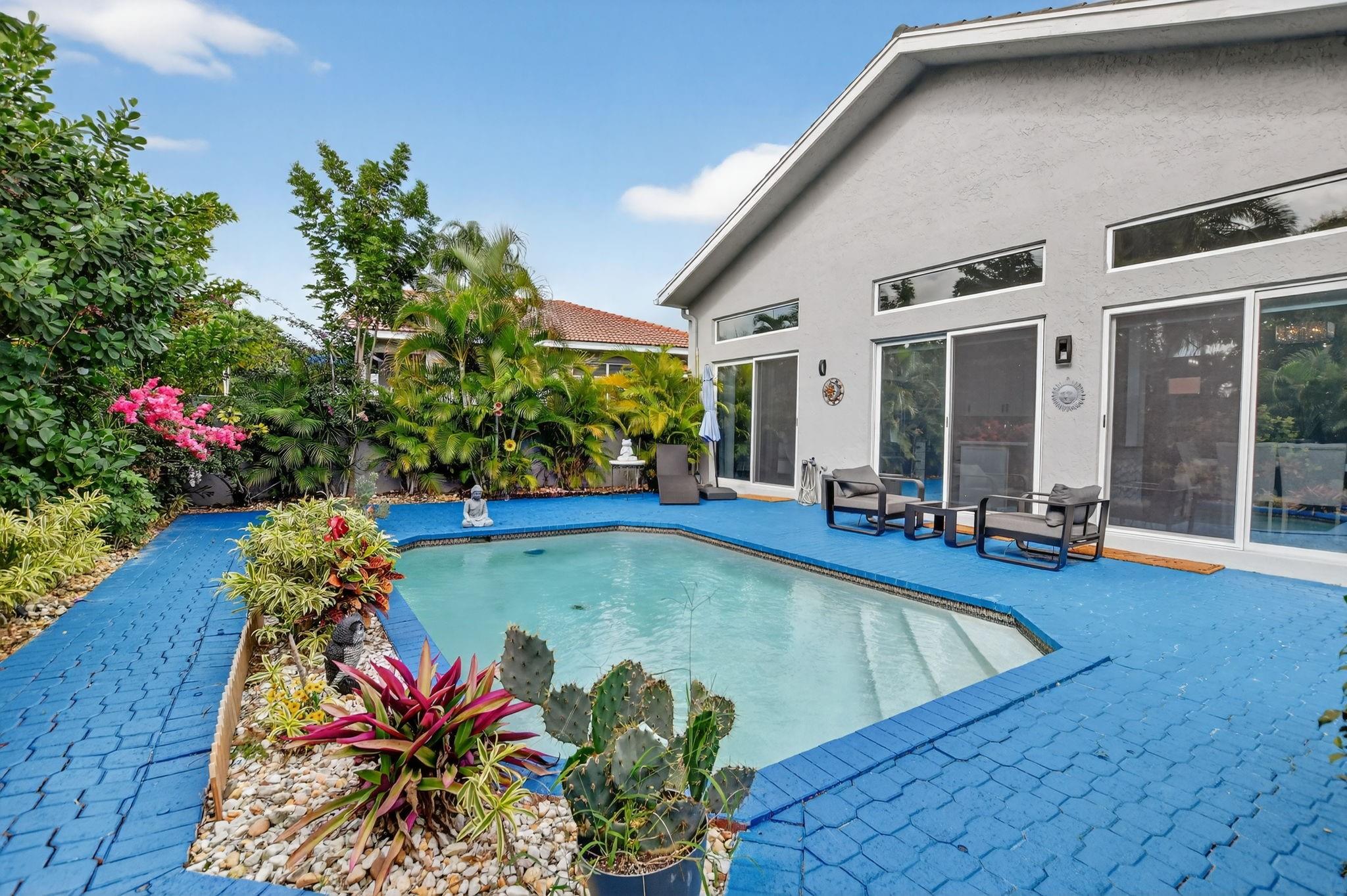 6584 Hampton Cir Boca Raton, FL 33496