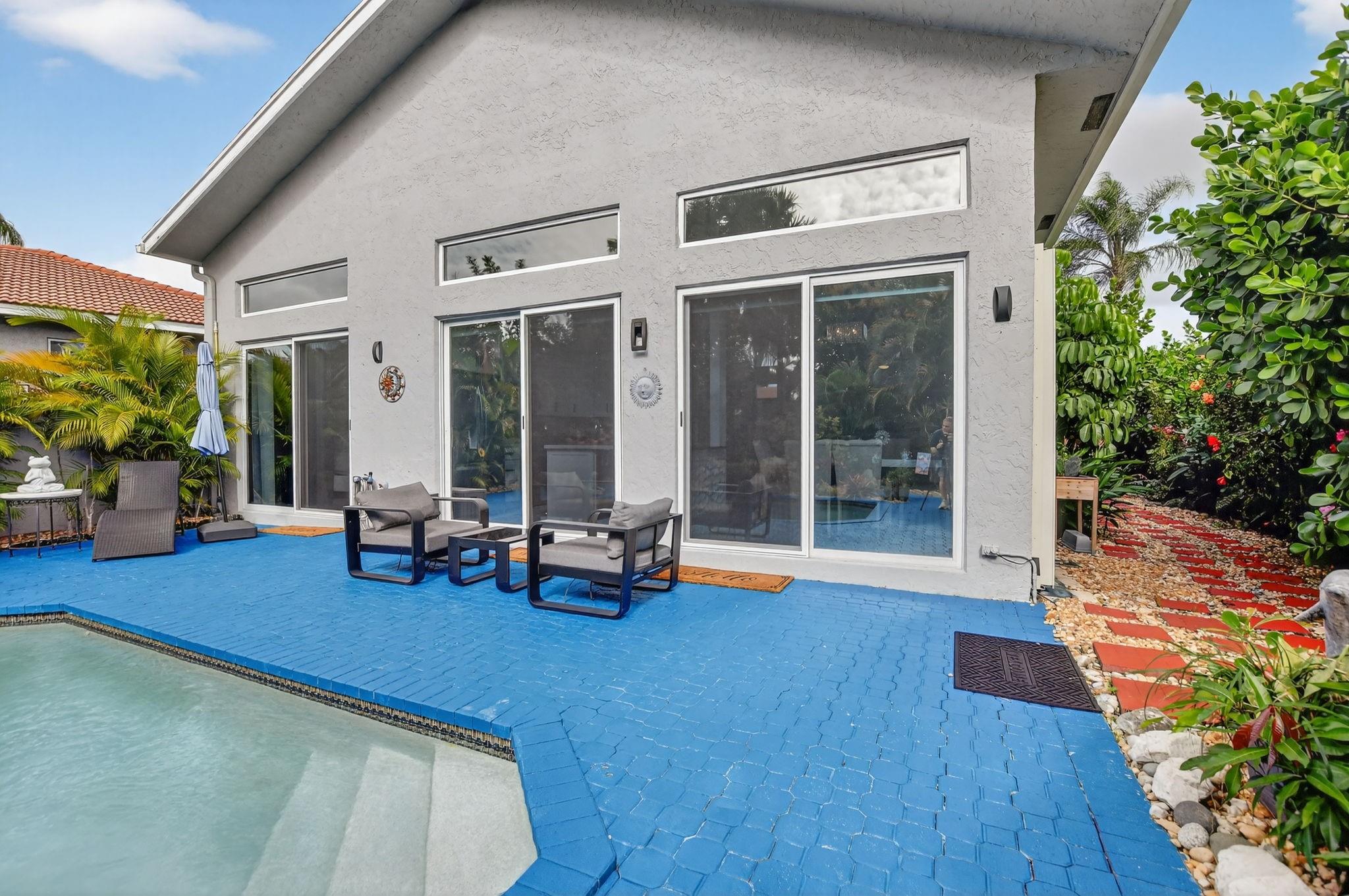 6584 Hampton Cir Boca Raton, FL 33496