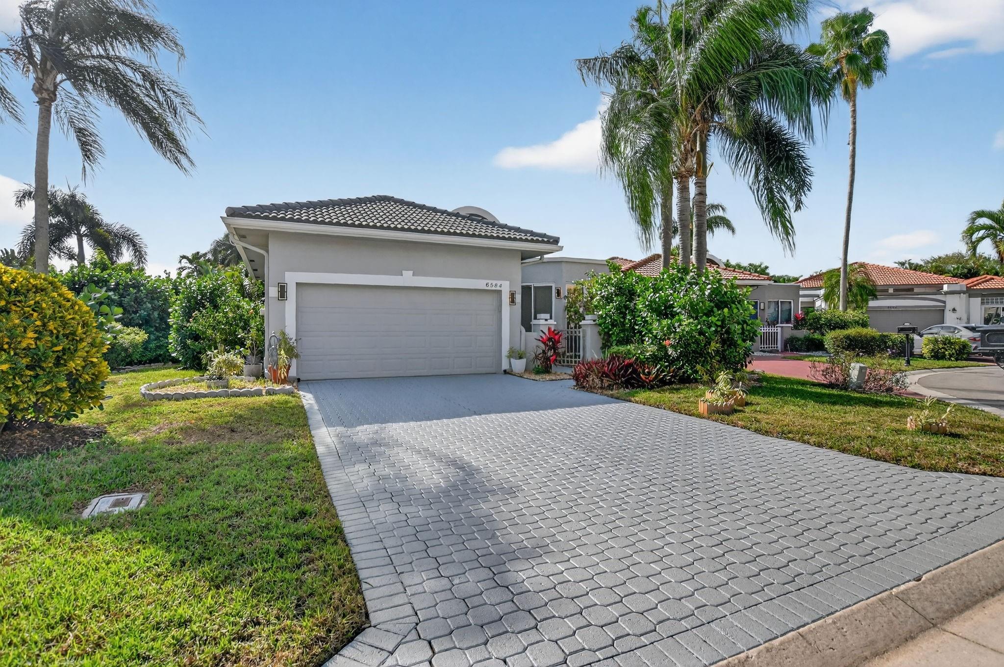 6584 Hampton Cir Boca Raton, FL 33496