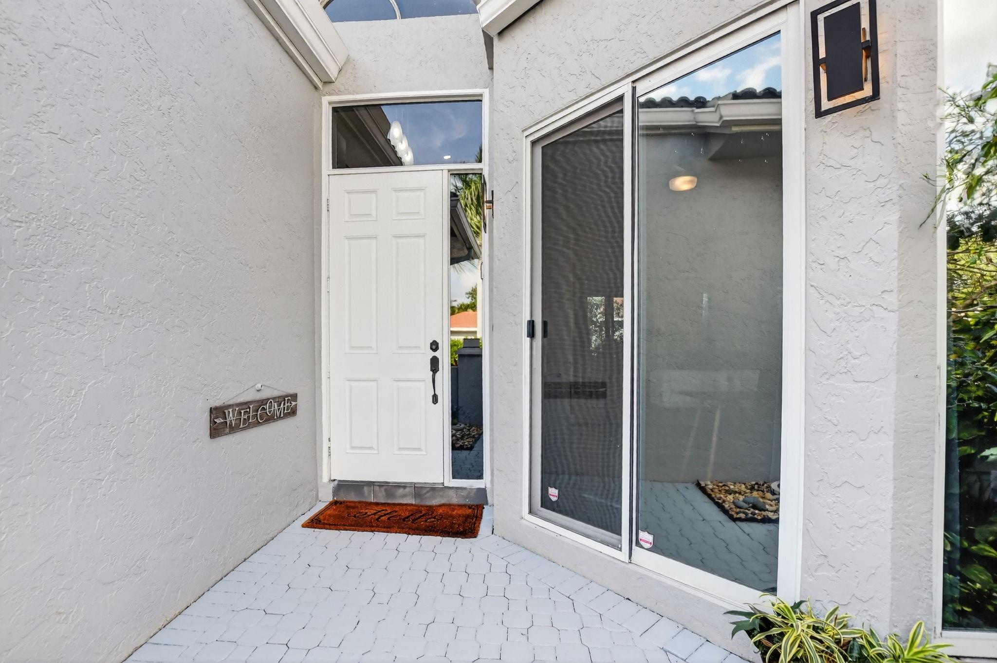 6584 Hampton Cir Boca Raton, FL 33496