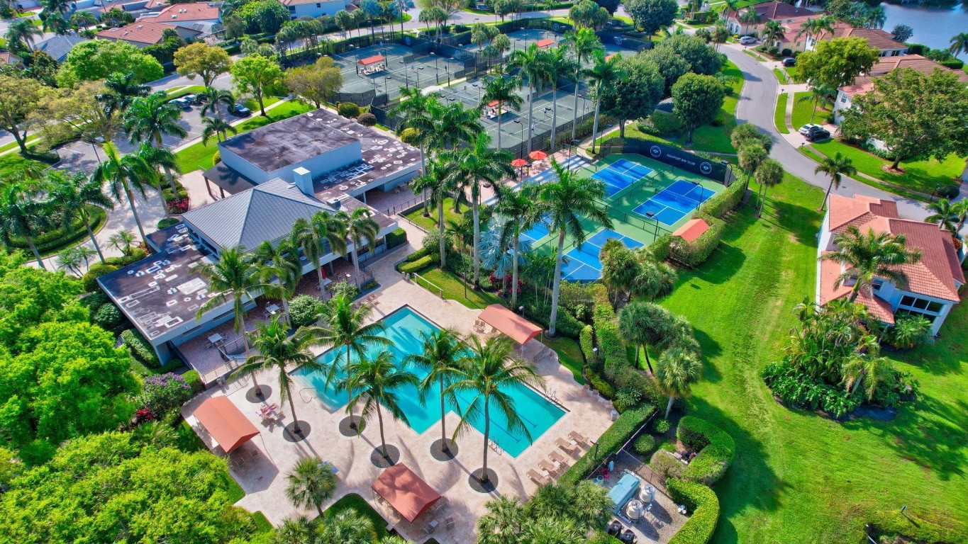 6584 Hampton Boca Raton, FL 33496