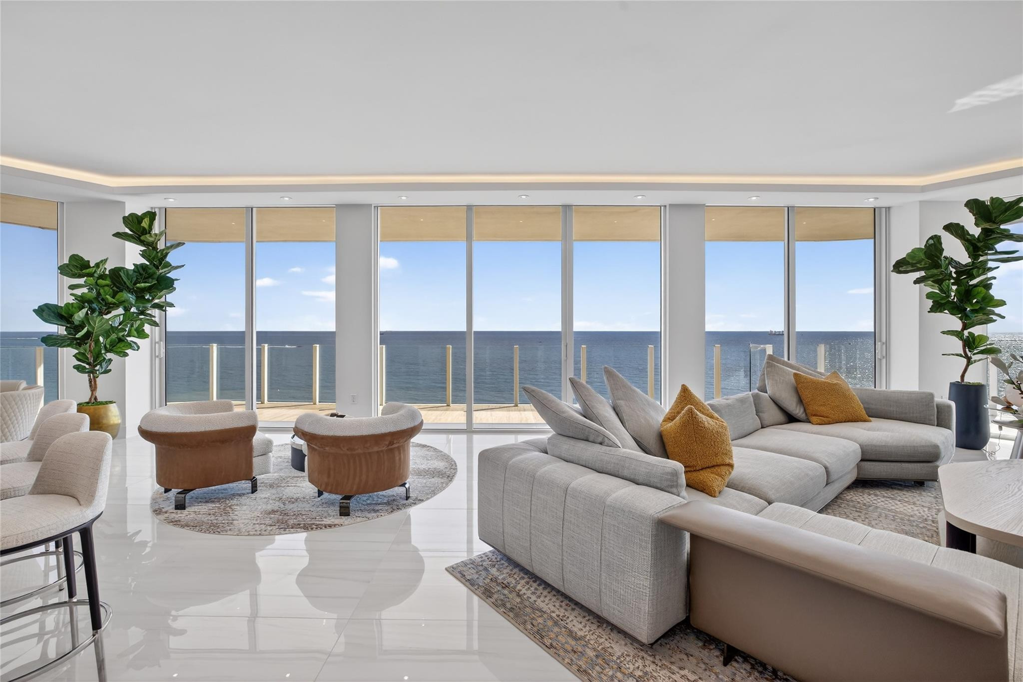 525 N Fort Lauderdale Bch #901 Fort Lauderdale, FL 33304