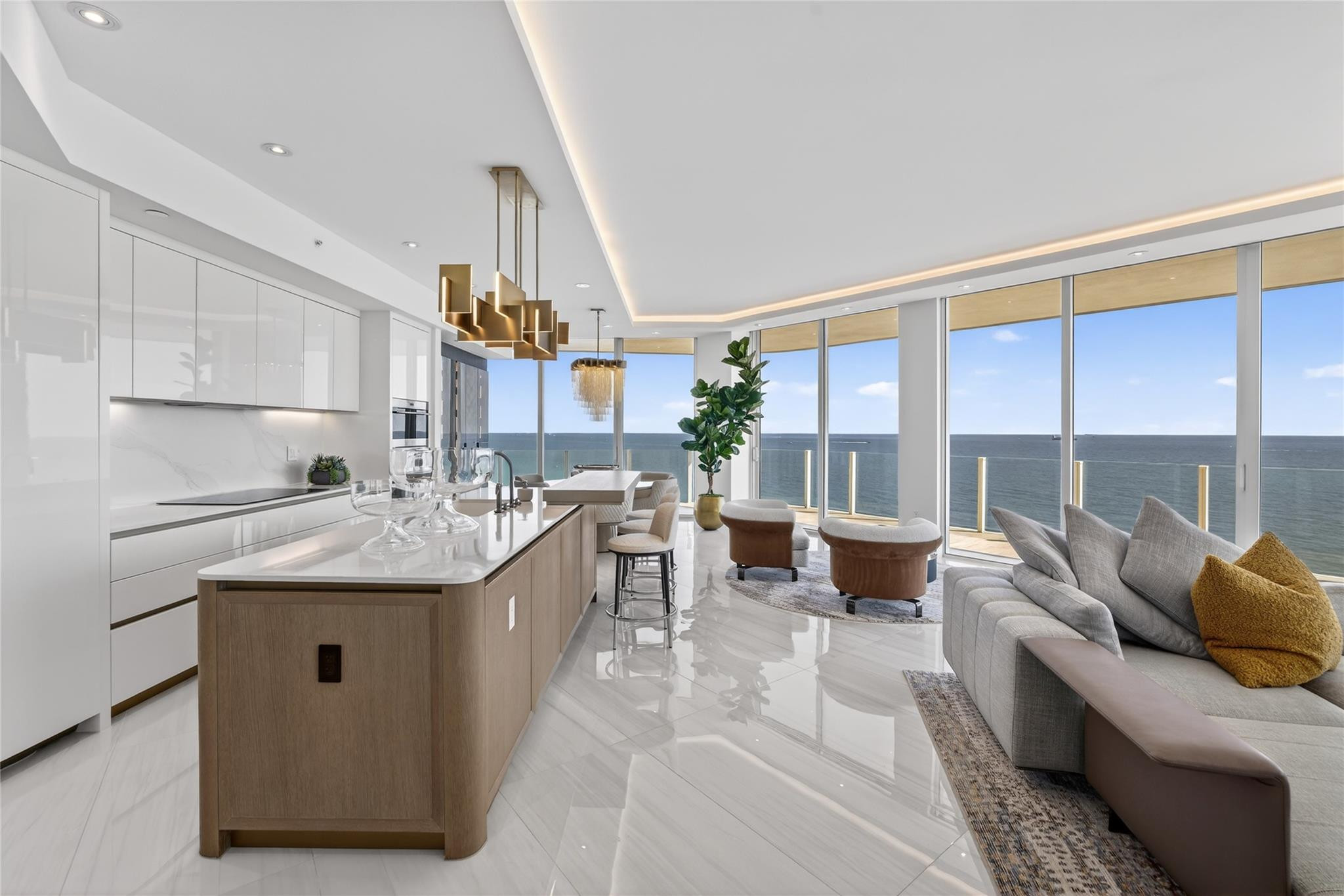 525 N Fort Lauderdale Bch #901 Fort Lauderdale, FL 33304