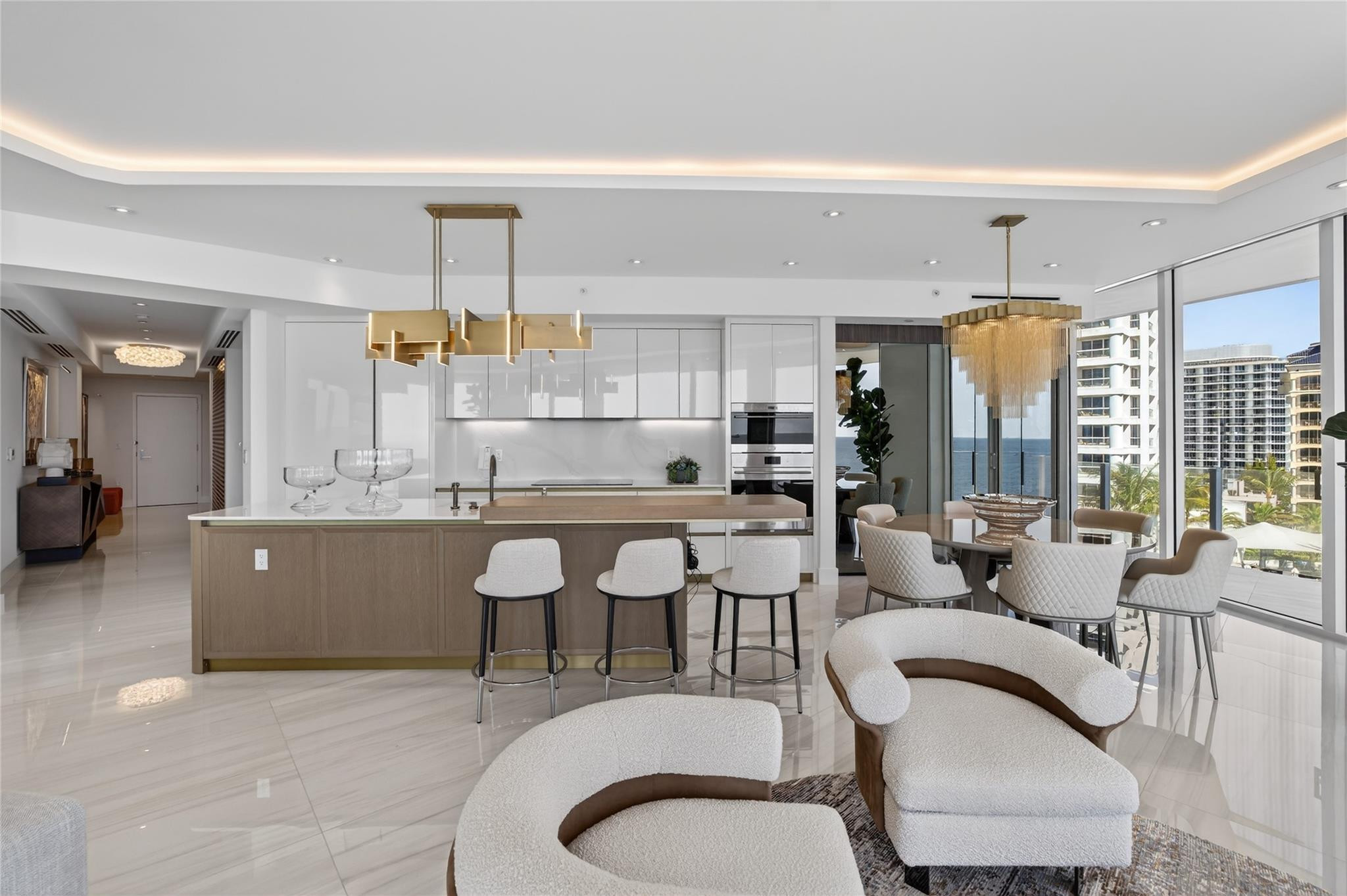 525 N Fort Lauderdale Bch #901 Fort Lauderdale, FL 33304