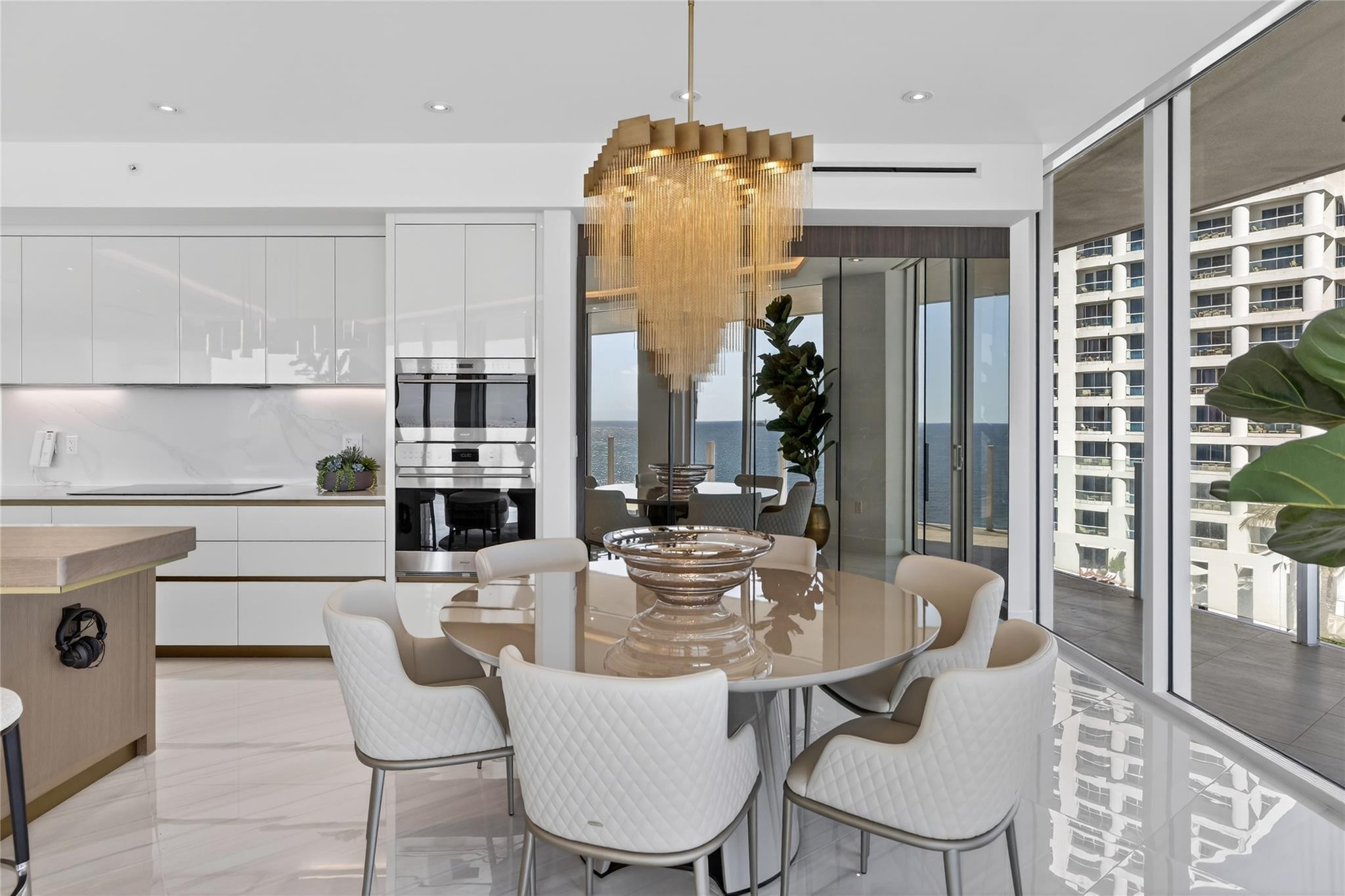 525 N Fort Lauderdale Bch #901 Fort Lauderdale, FL 33304