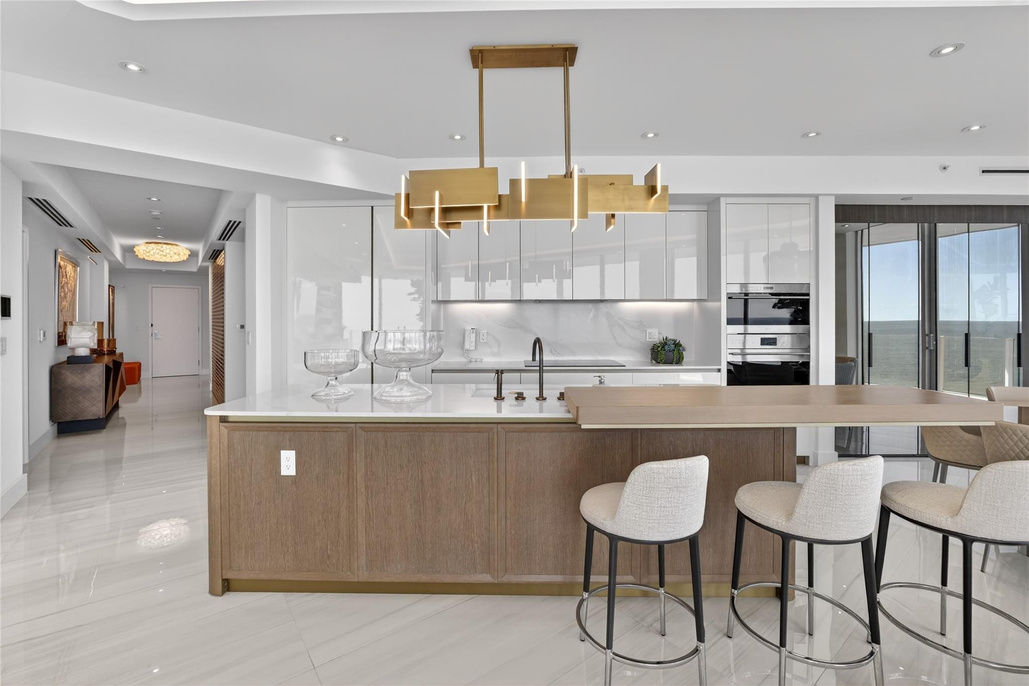 525 N Fort Lauderdale Bch #901 Fort Lauderdale, FL 33304