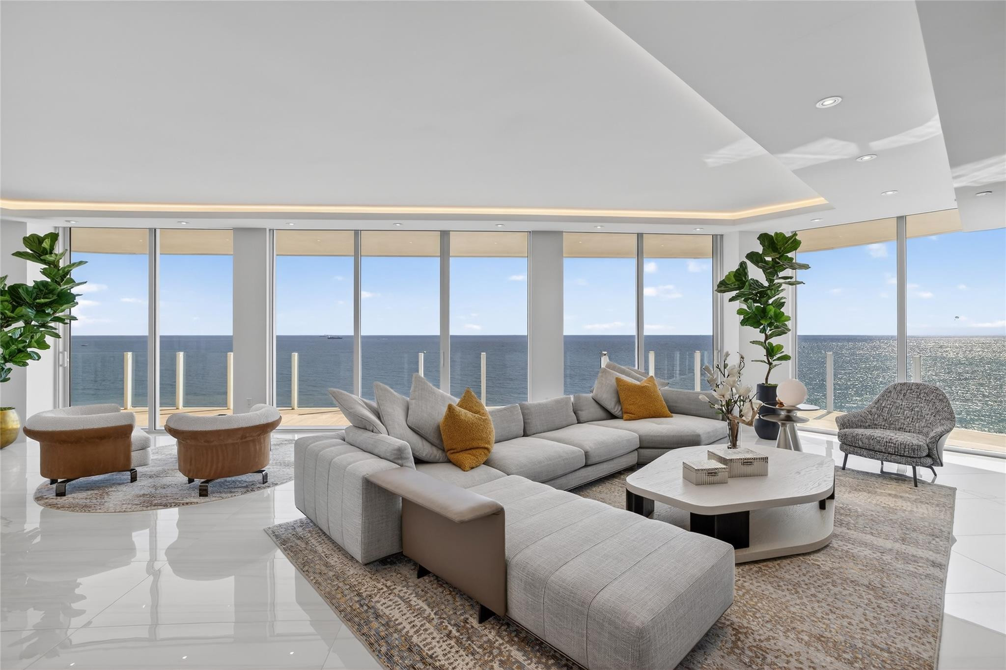 525 N Fort Lauderdale Bch #901 Fort Lauderdale, FL 33304