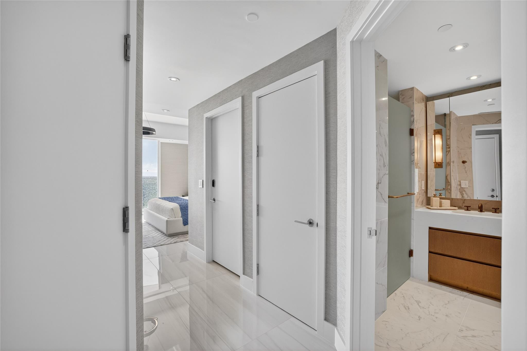 525 N Fort Lauderdale Bch #901 Fort Lauderdale, FL 33304