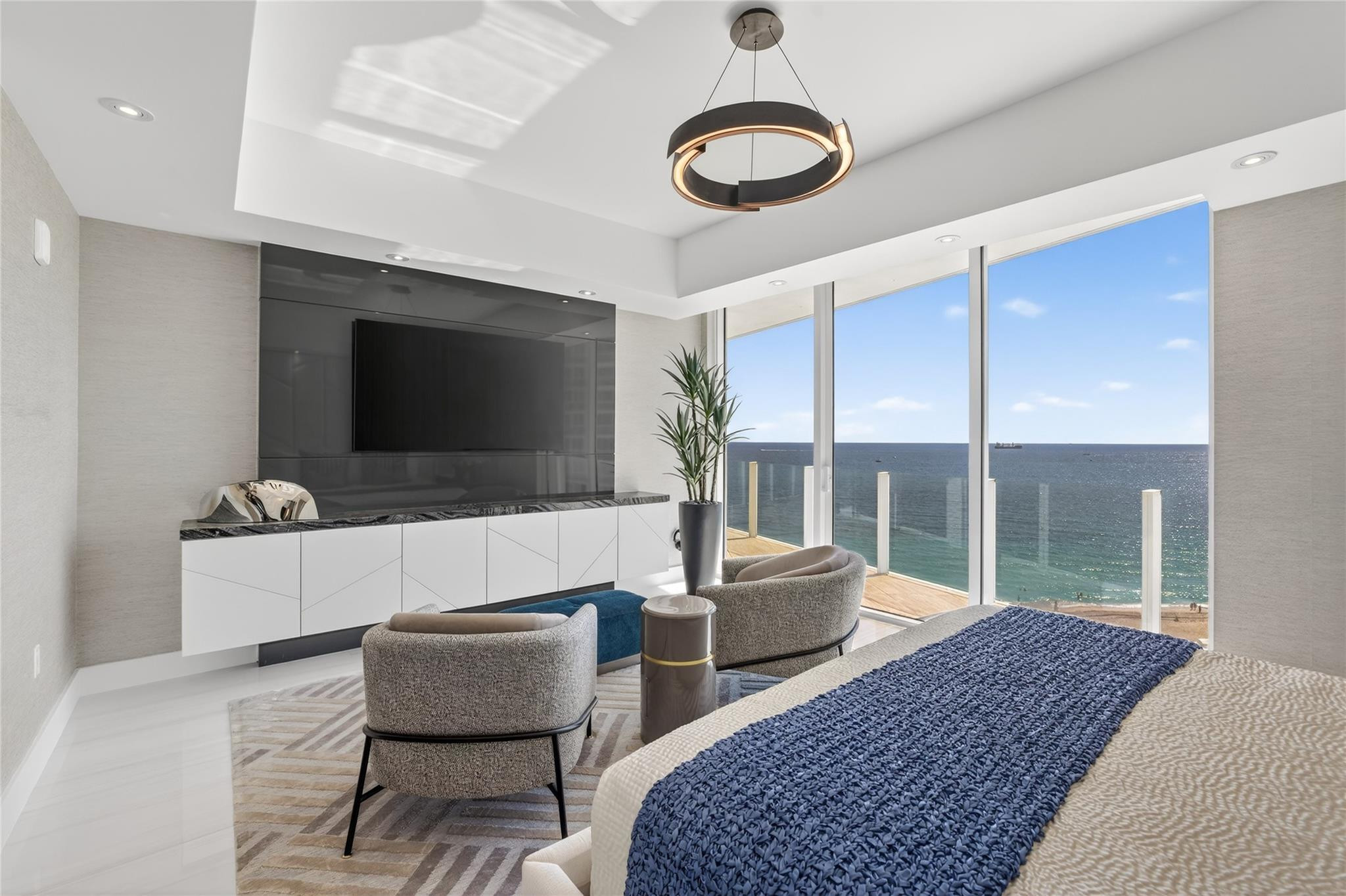 525 N Fort Lauderdale Bch #901 Fort Lauderdale, FL 33304