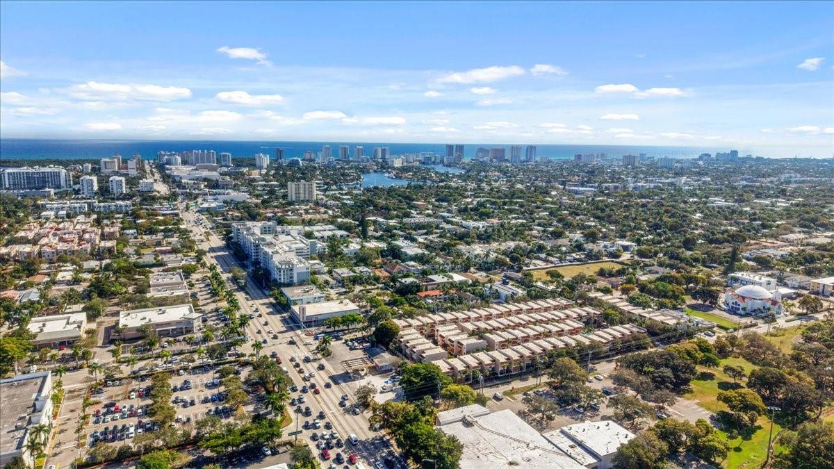 1401 NE 9th #65 Fort Lauderdale, FL 33304