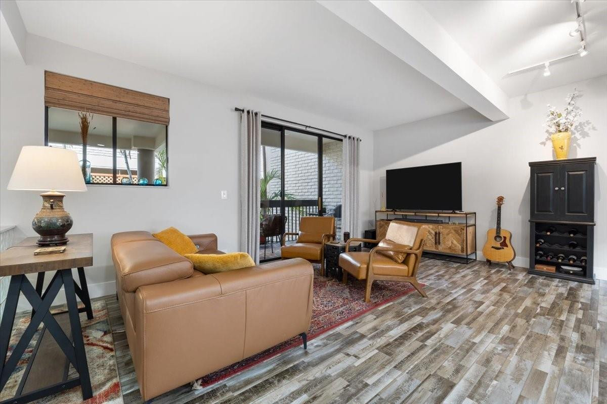 1401 NE 9th #65 Fort Lauderdale, FL 33304