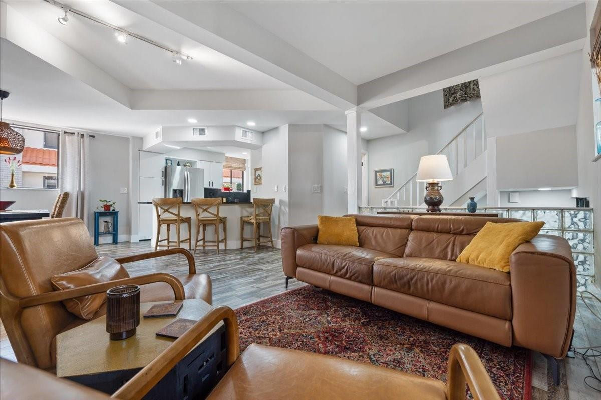 1401 NE 9th #65 Fort Lauderdale, FL 33304