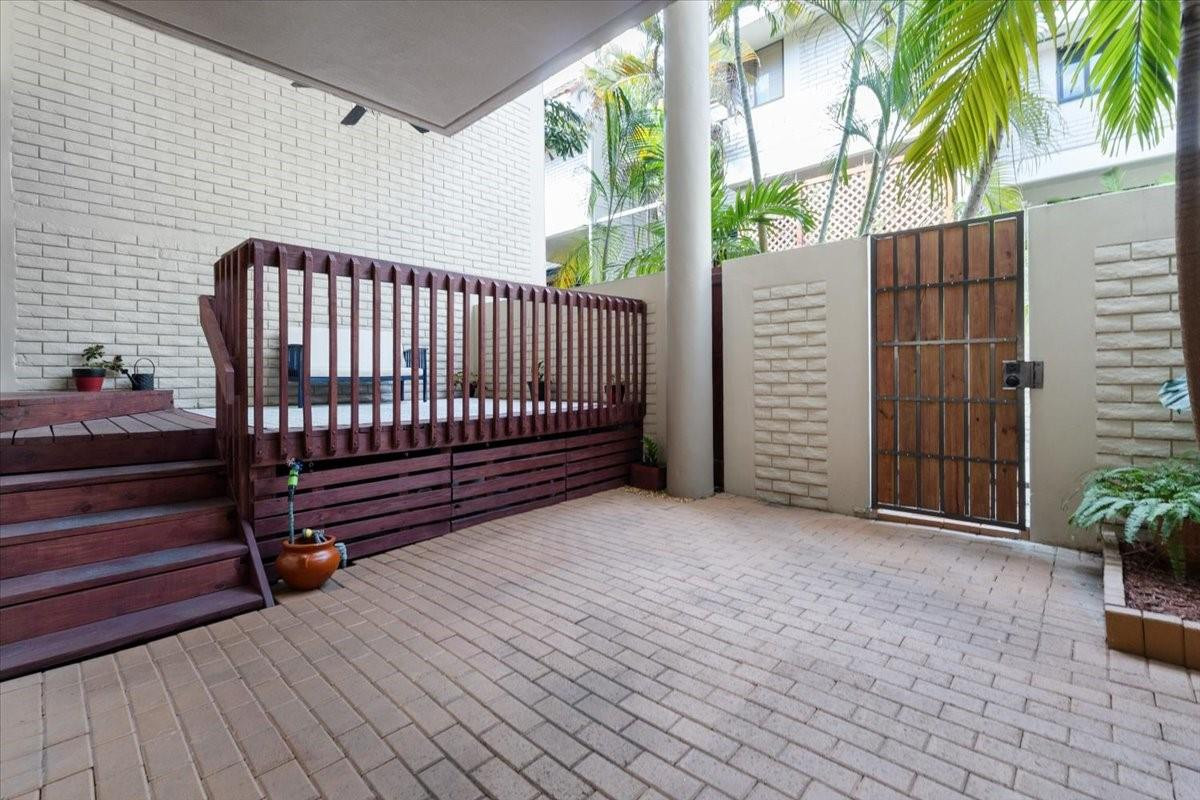 1401 NE 9th #65 Fort Lauderdale, FL 33304