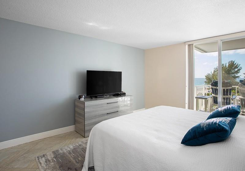 1010 S Ocean #602 Pompano Beach, FL 33062