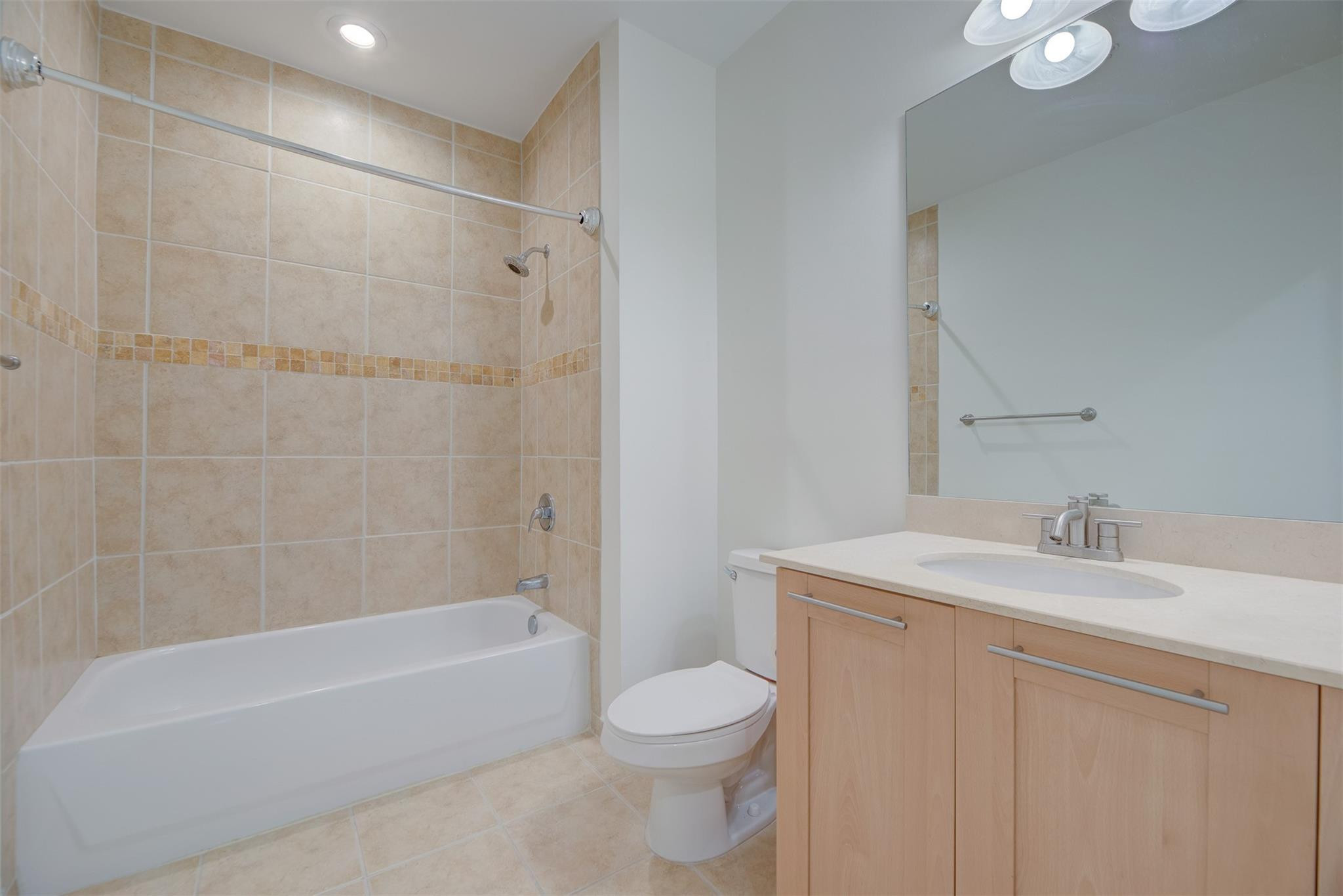 511 SE 5th #1913 Fort Lauderdale, FL 33301