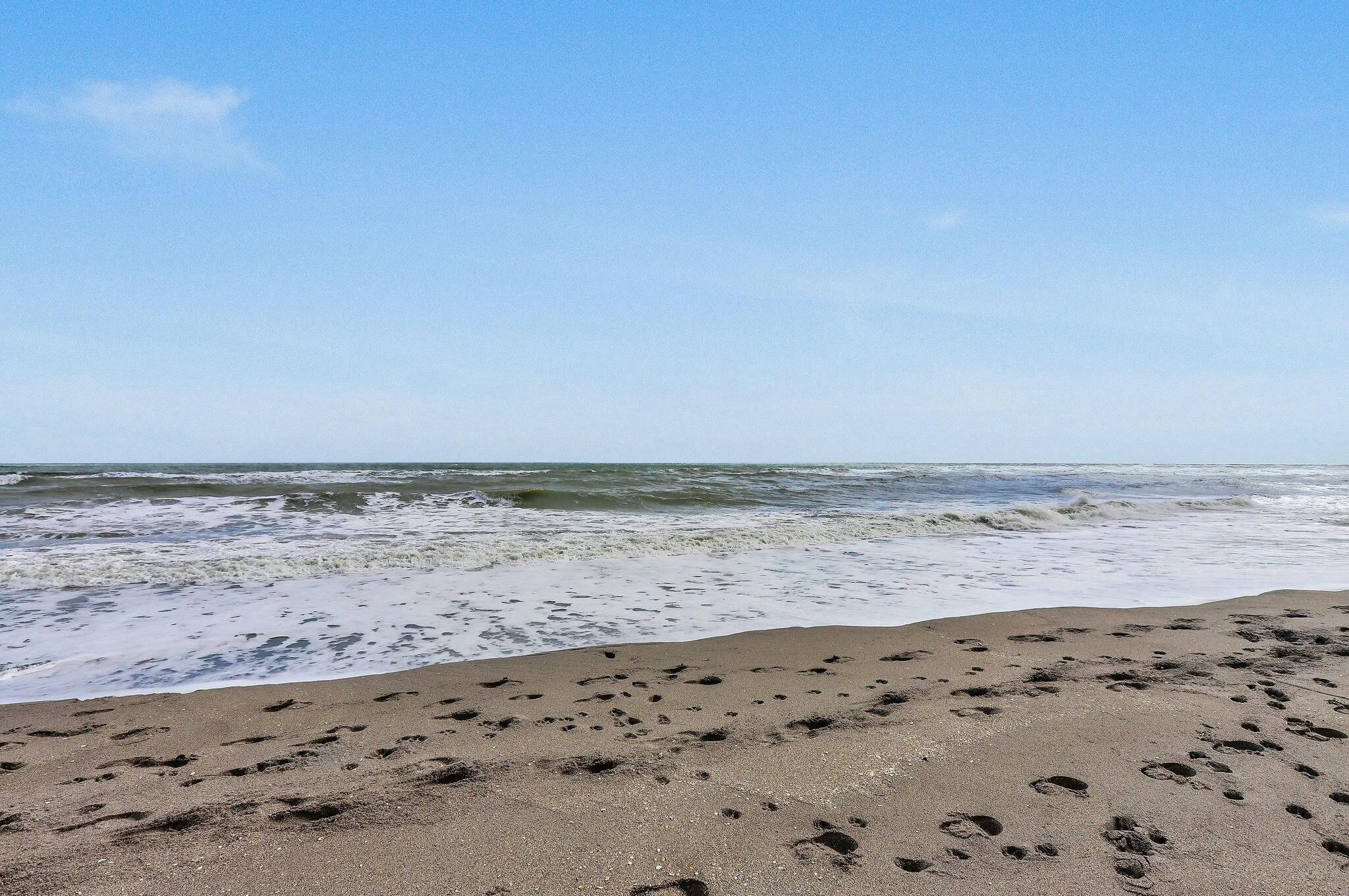 170 Beacon Ln Jupiter Inlet Colony, FL 33469