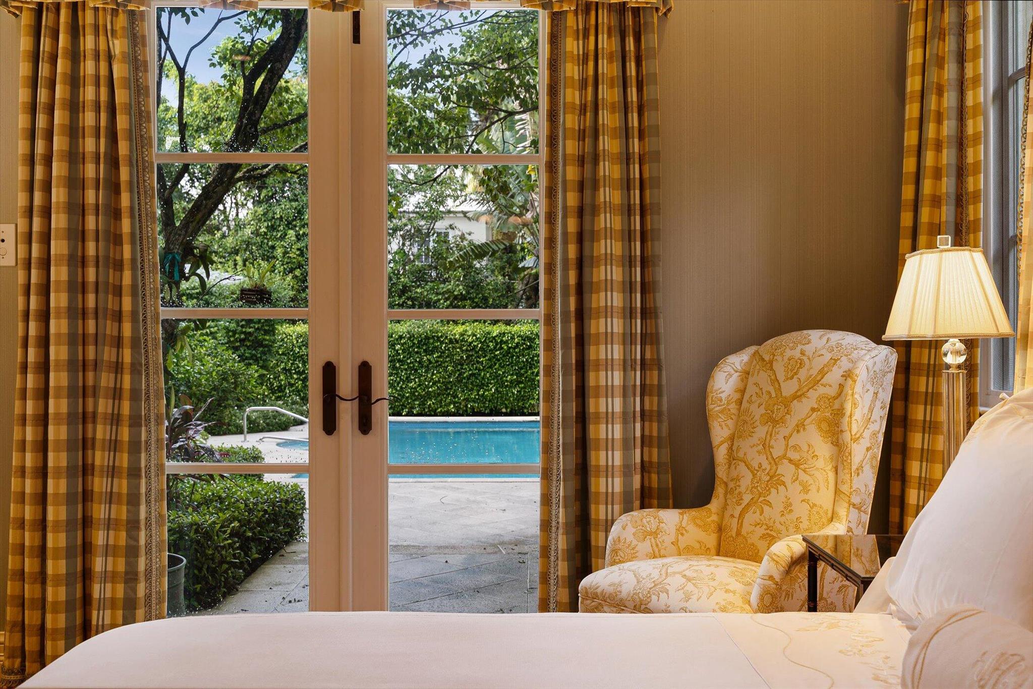 223 Coral Ln,Palm Beach, FL 33480