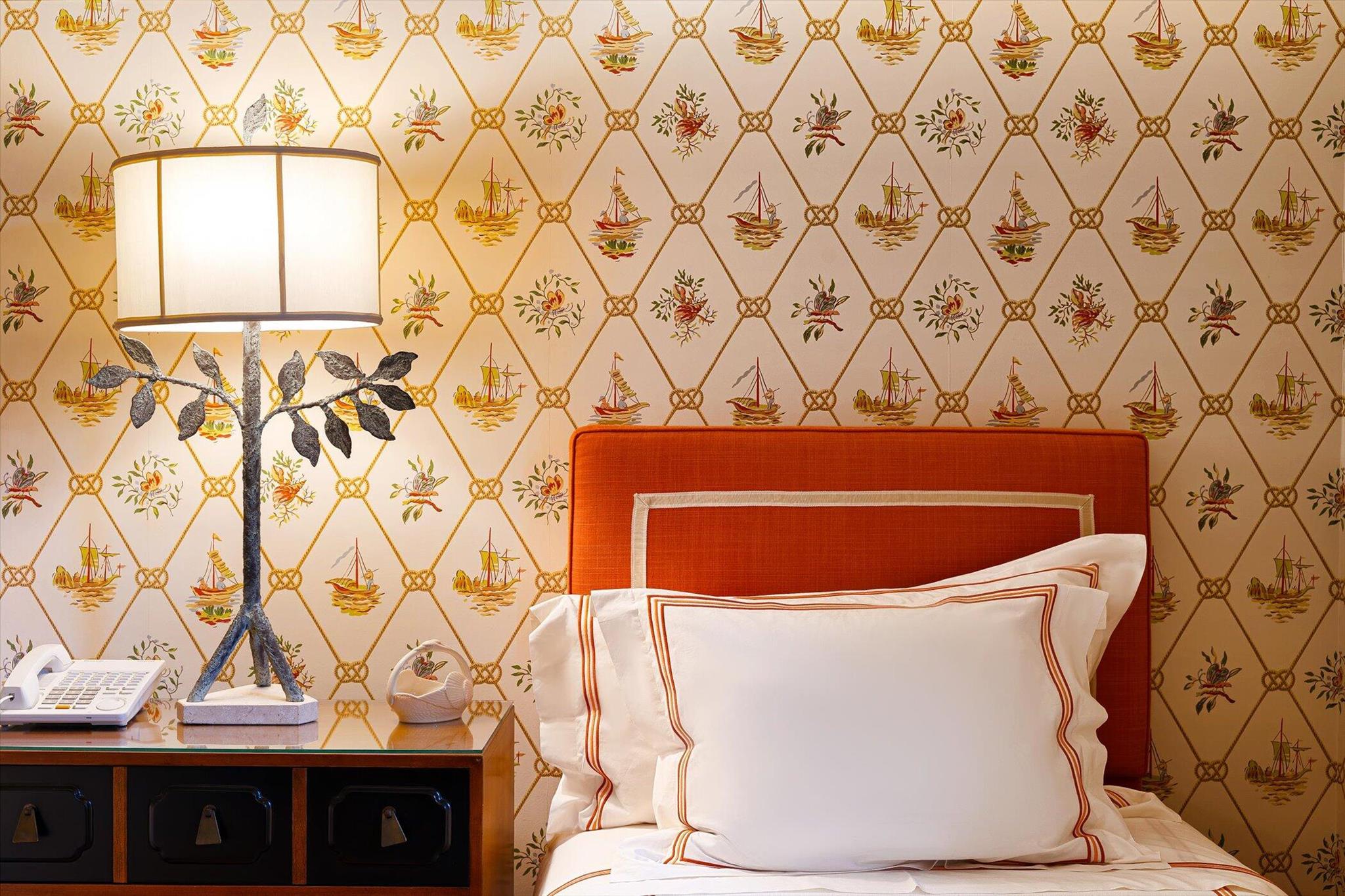 223 Coral Ln,Palm Beach, FL 33480