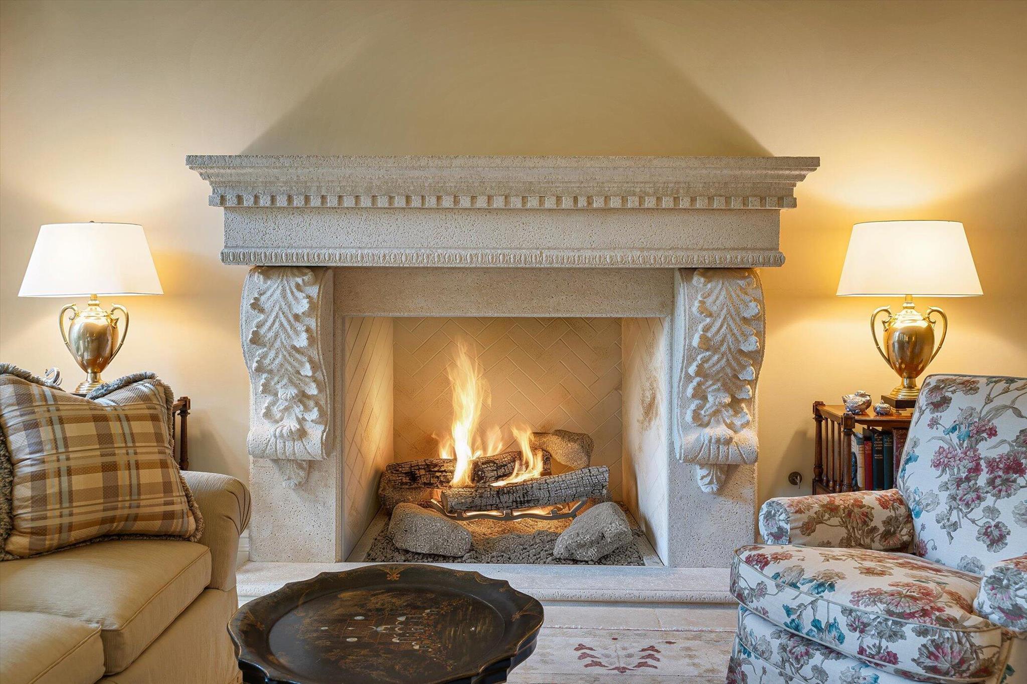 223 Coral Ln,Palm Beach, FL 33480