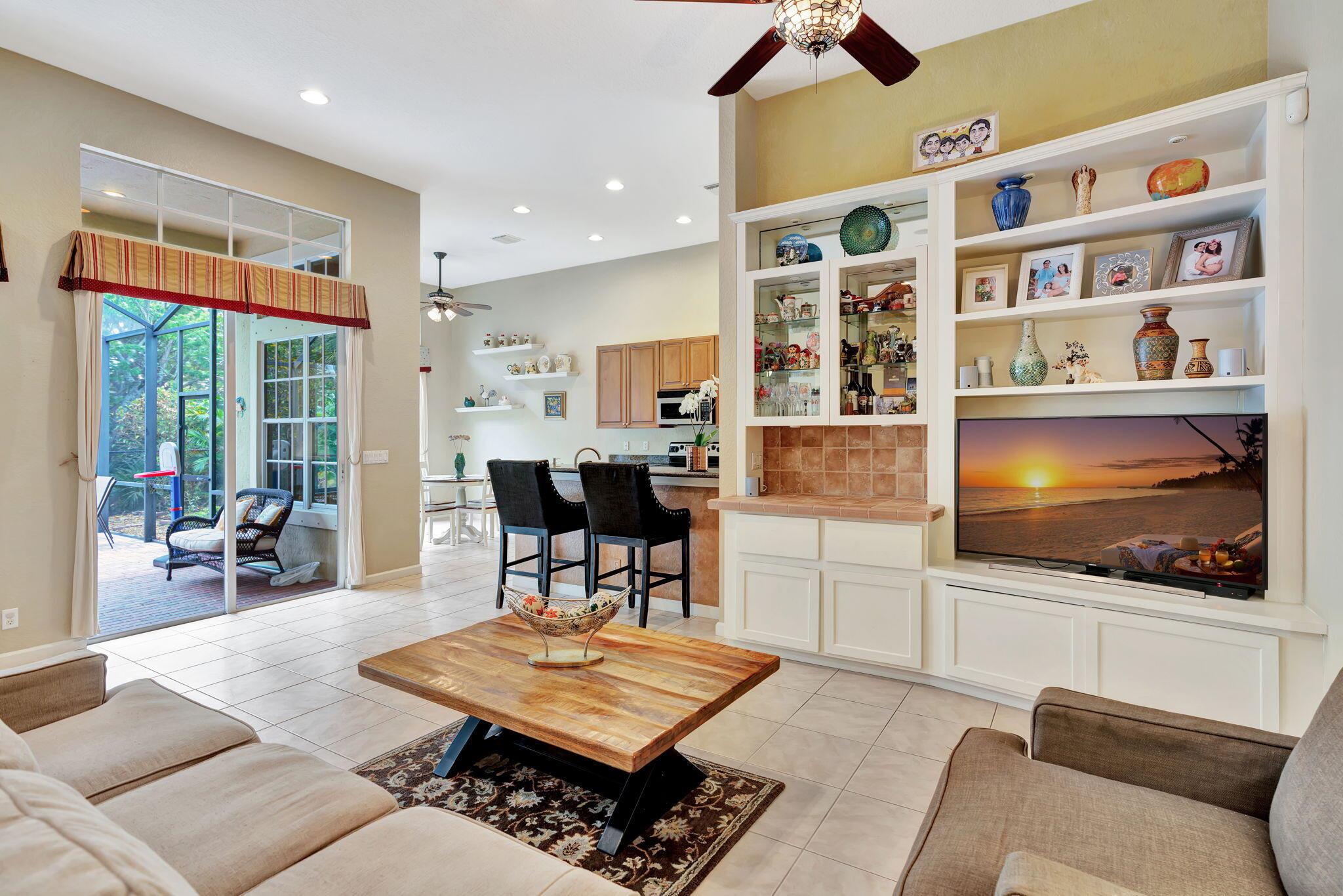 132 Via Castilla Jupiter, FL 33458