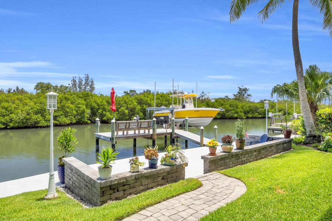 376 Live Oak Vero Beach, FL 32963