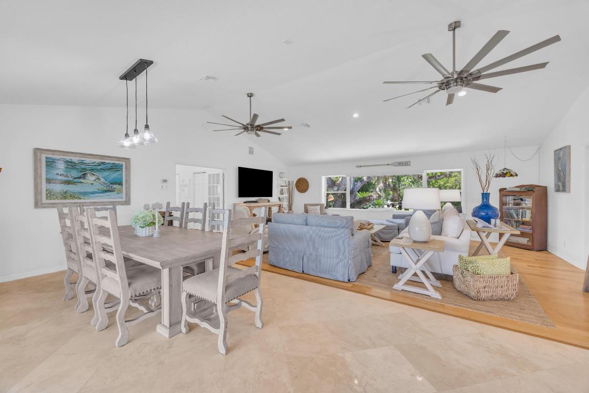 376 Live Oak Vero Beach, FL 32963