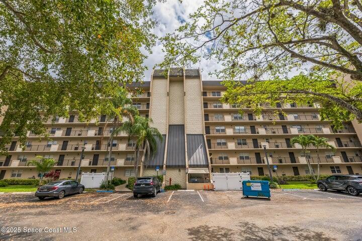 3300 W Rolling Hls Cir #203