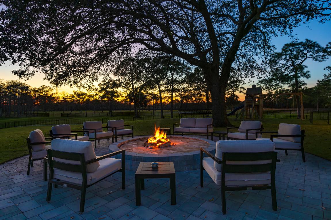 20000 SE Mack Dairy Jupiter, FL 33478