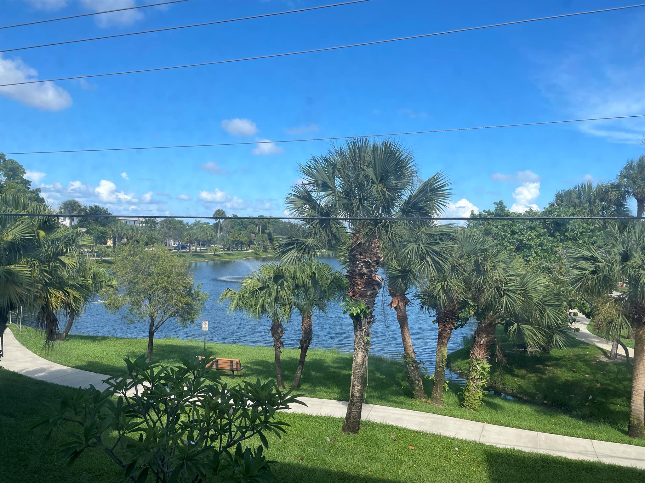 225 Bonnie Blvd #212