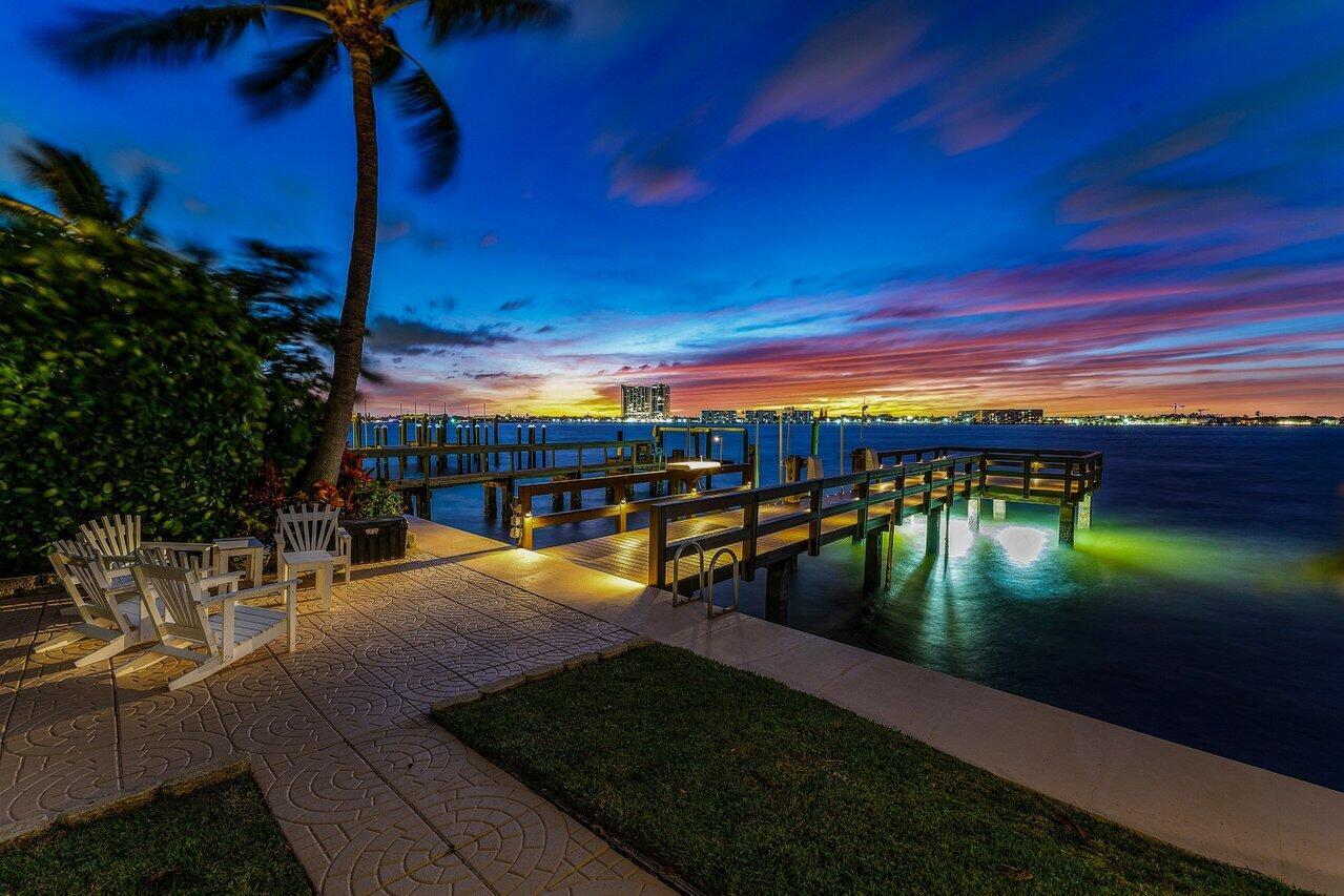 1010 Pine Pt Rd Singer Island, FL 33404