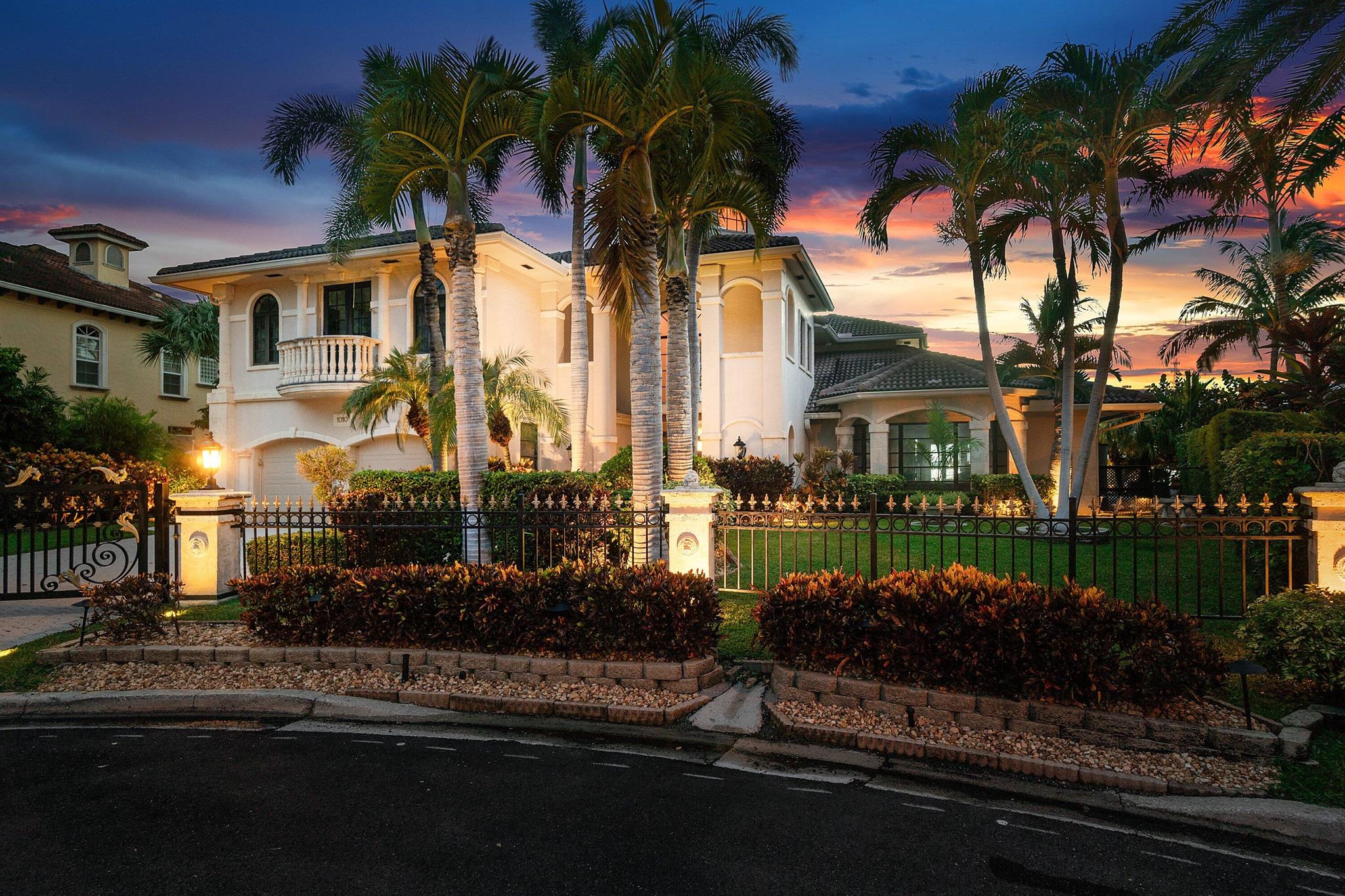 1010 Pine Pt Rd Singer Island, FL 33404