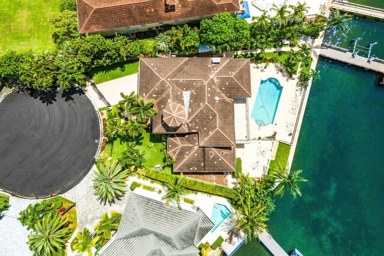 1010 Pine Pt Rd Singer Island, FL 33404