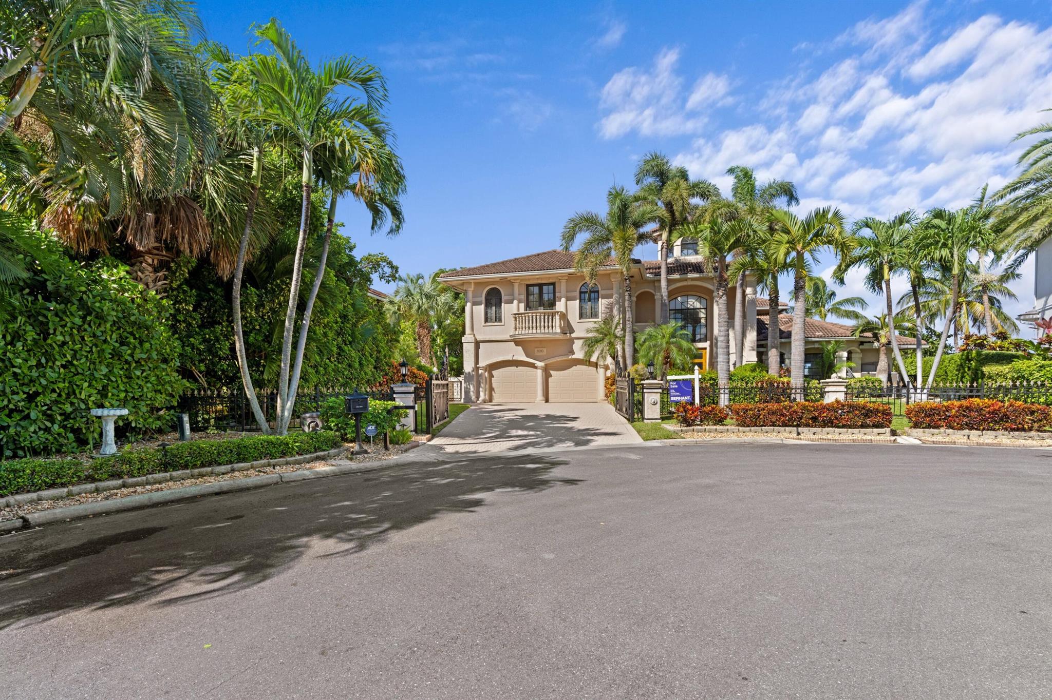 1010 Pine Pt Rd Singer Island, FL 33404