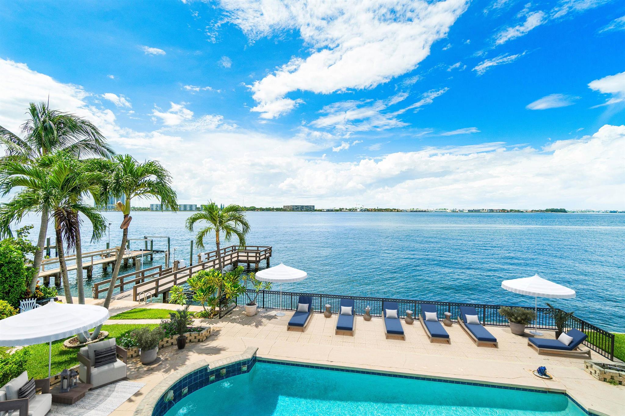 1010 Pine Pt Rd Singer Island, FL 33404