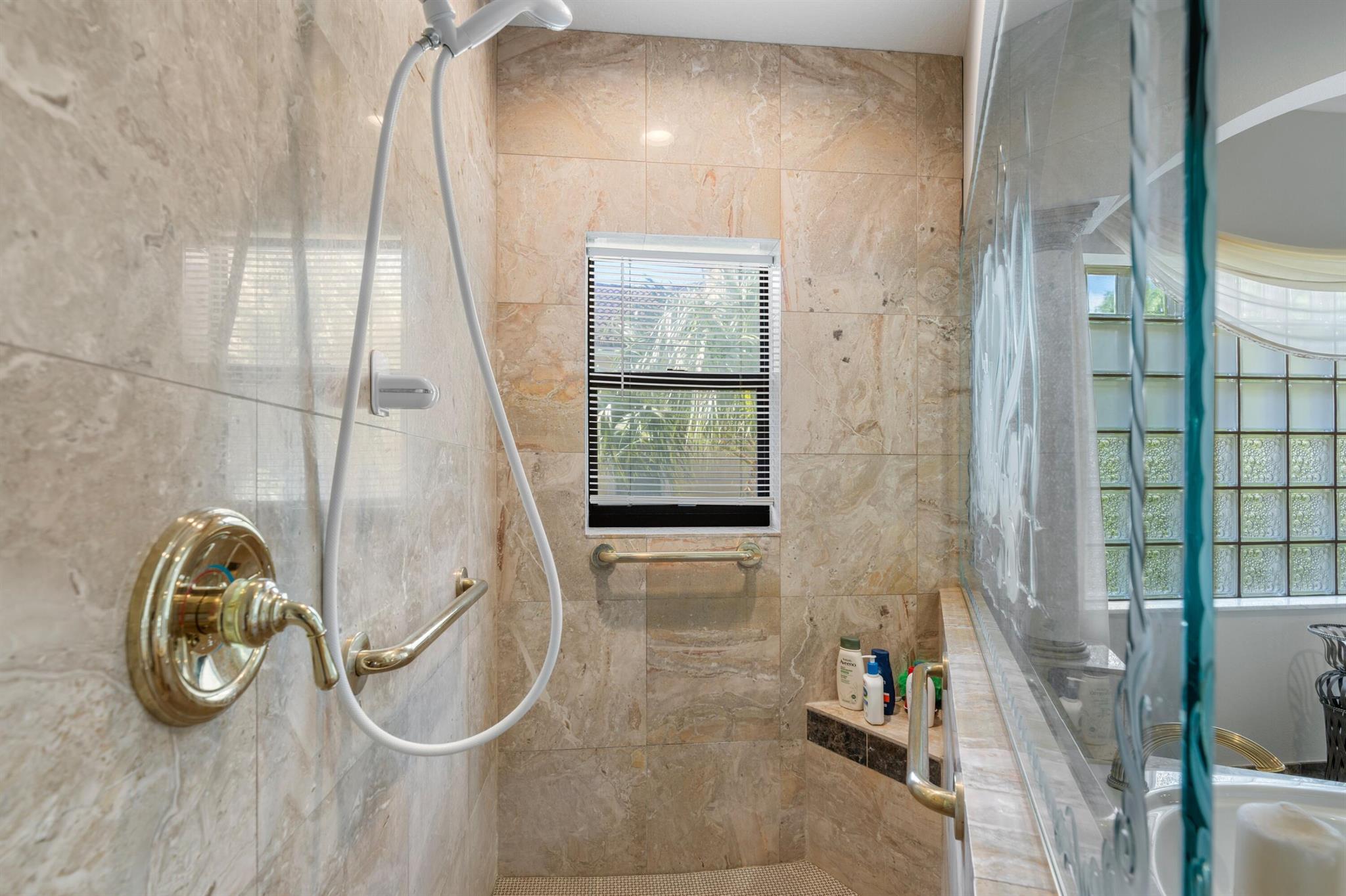 1010 Pine Pt Rd Singer Island, FL 33404