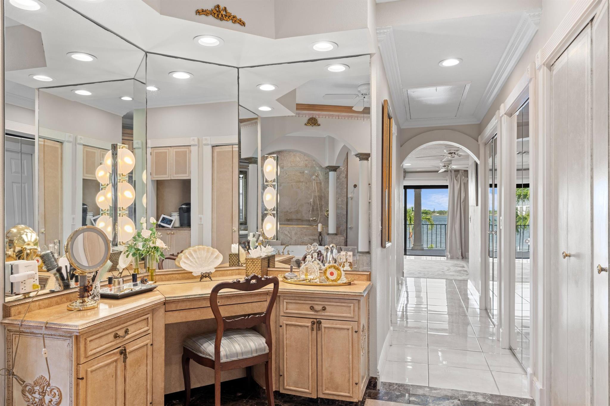 1010 Pine Pt Rd Singer Island, FL 33404