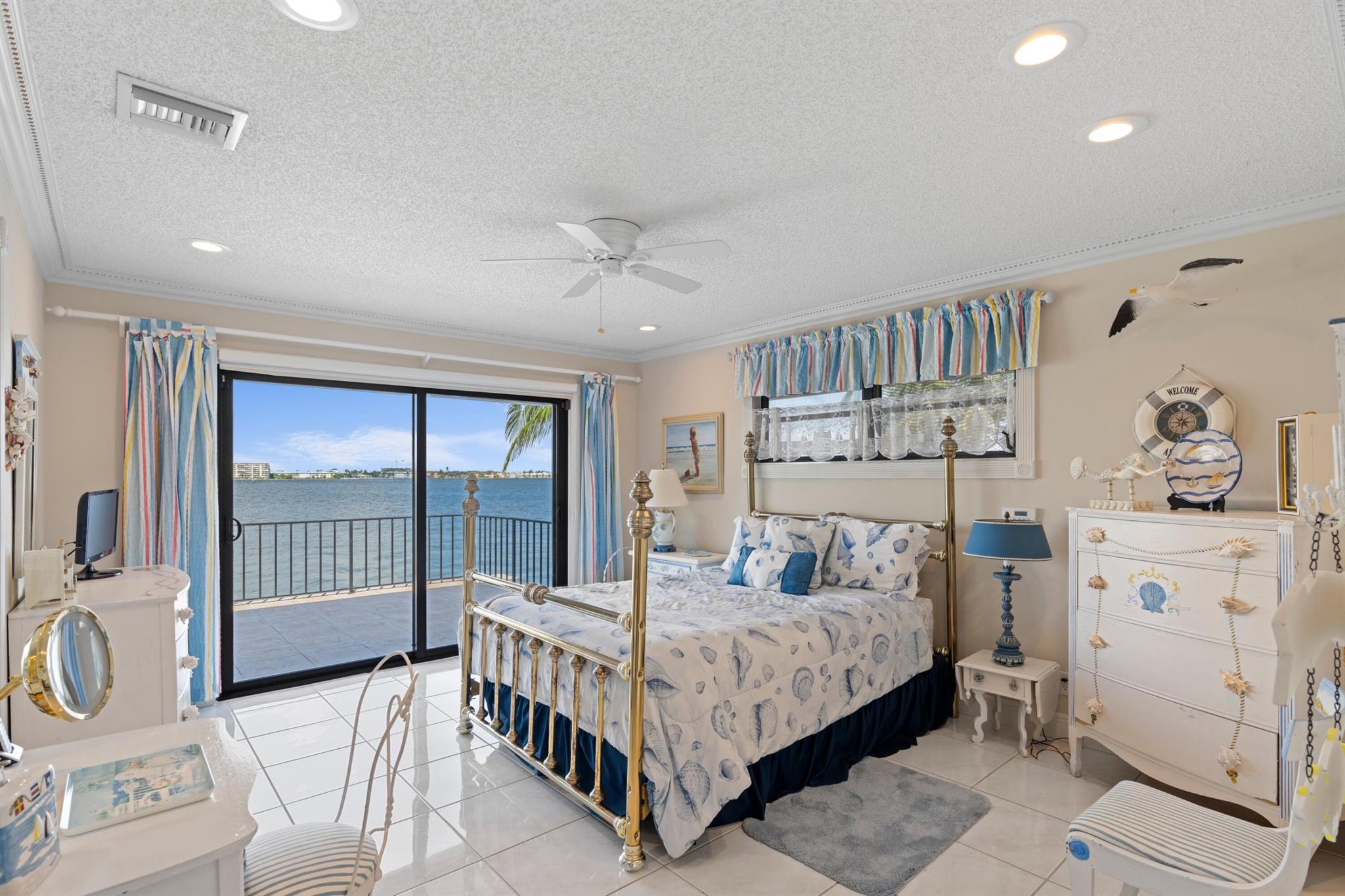 1010 Pine Pt Rd Singer Island, FL 33404