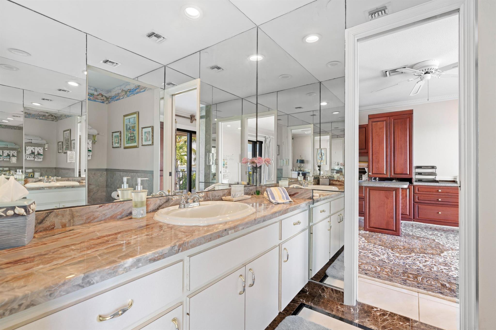 1010 Pine Pt Rd Singer Island, FL 33404