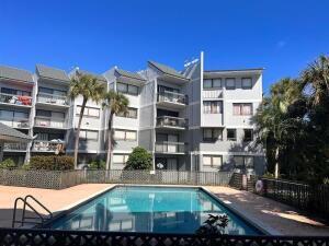 2000 N Congress Ave #104