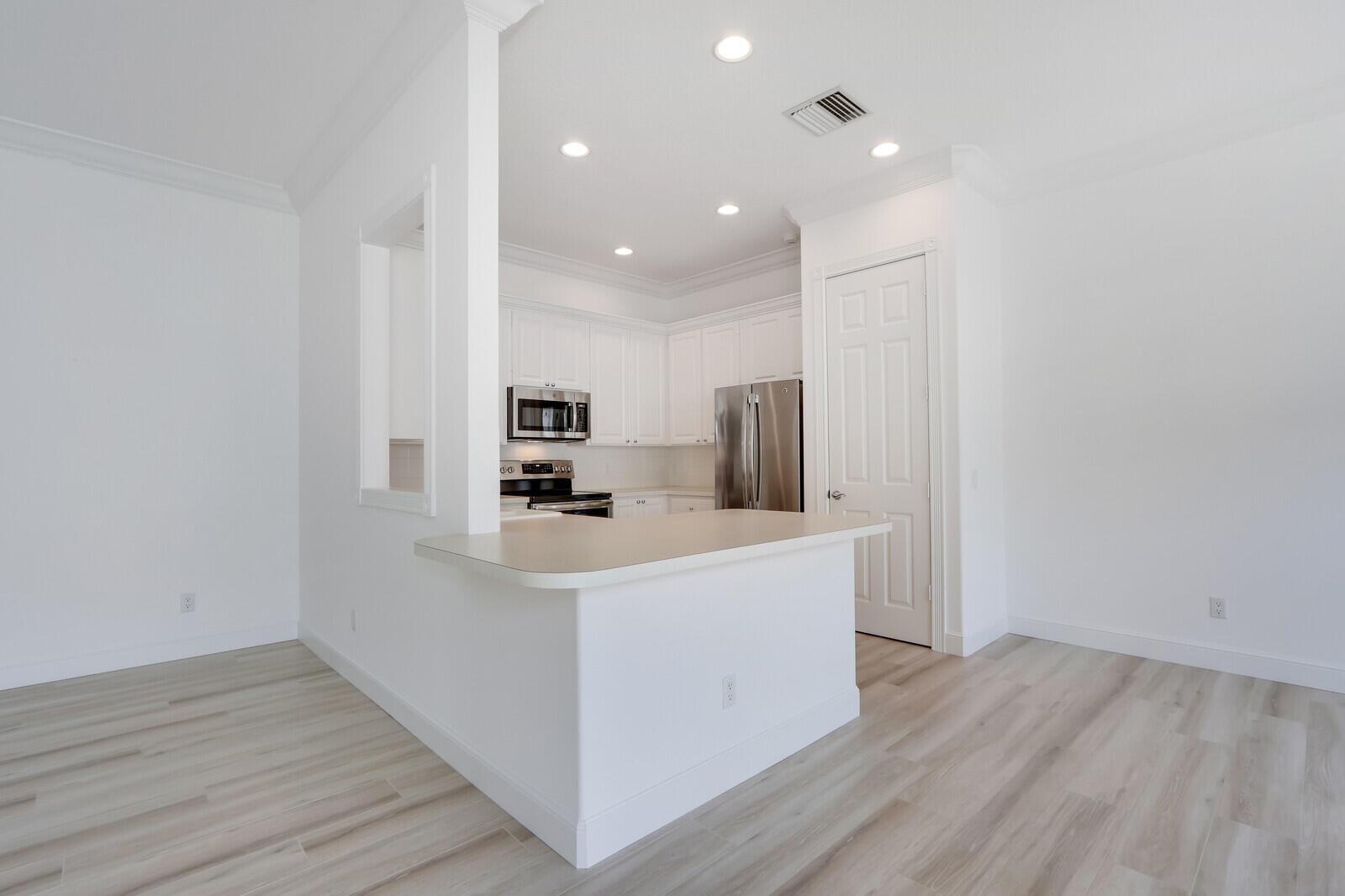 122 Marlberry Cir Jupiter, FL 33458