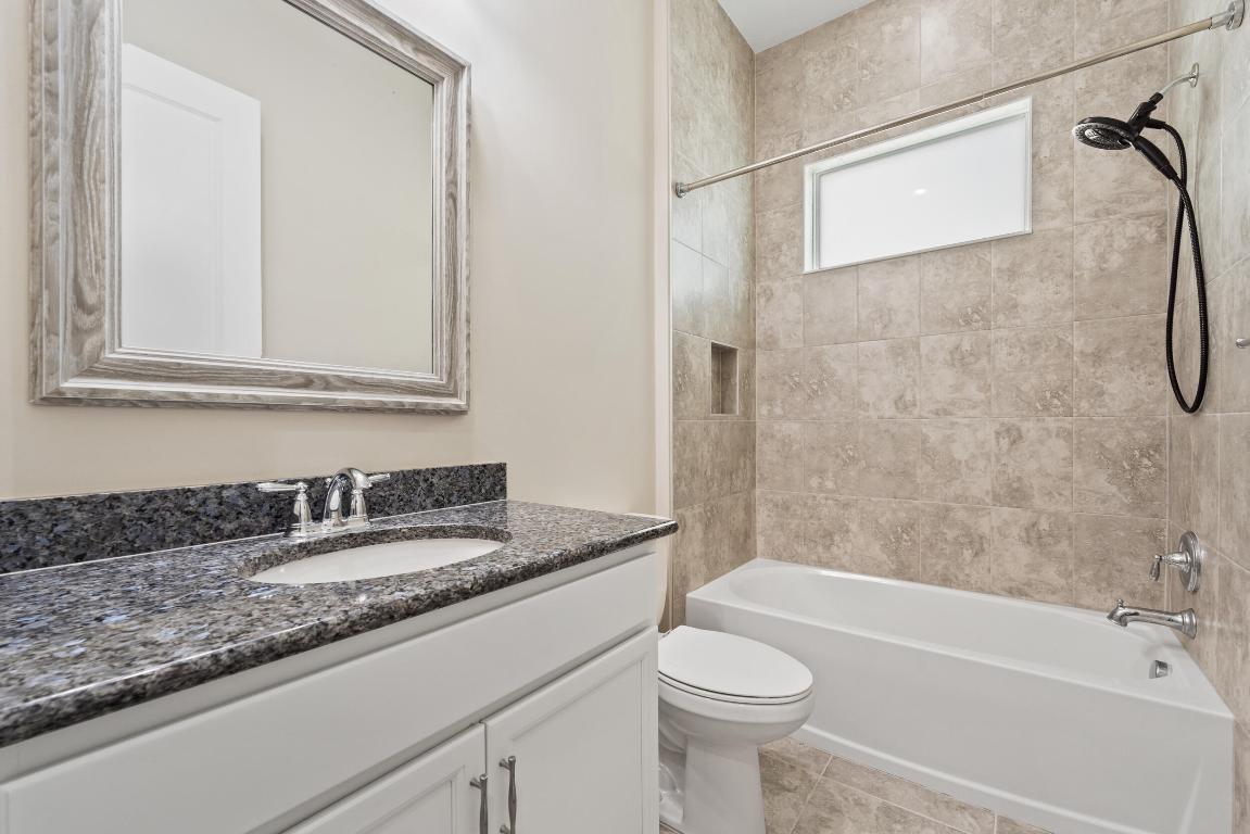 5735 Shore Pine Westlake, FL 33470