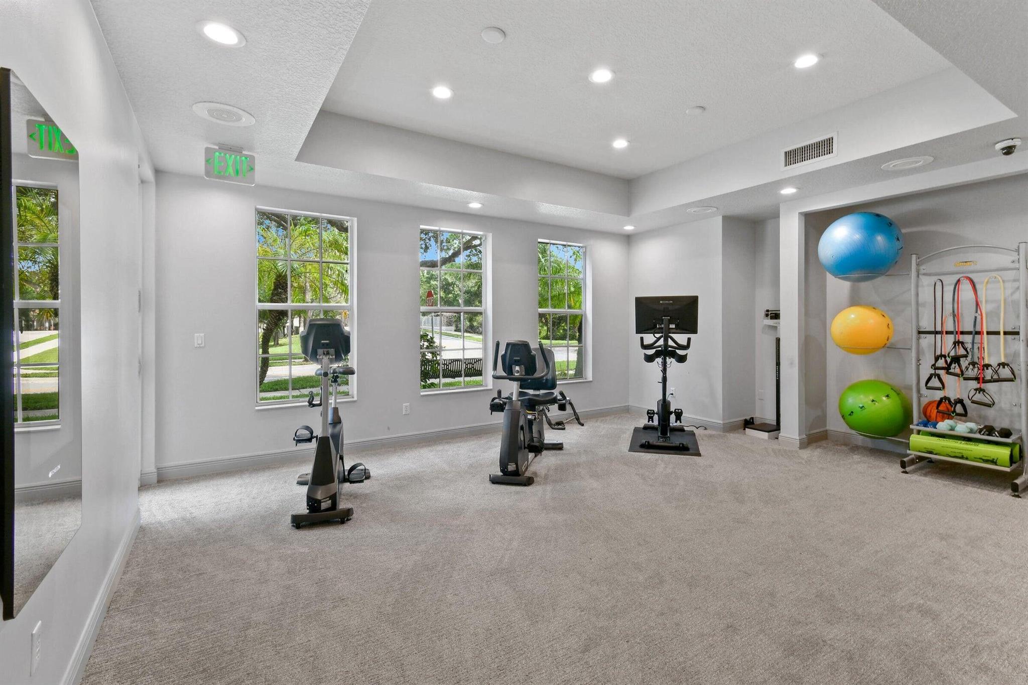 167 Arklow Ave Jupiter, FL 33458