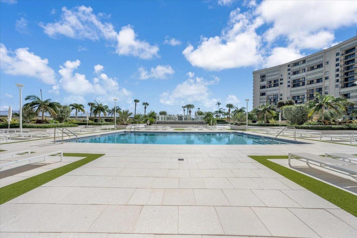 200 Ocean Trl Way #108 Jupiter, FL 33477