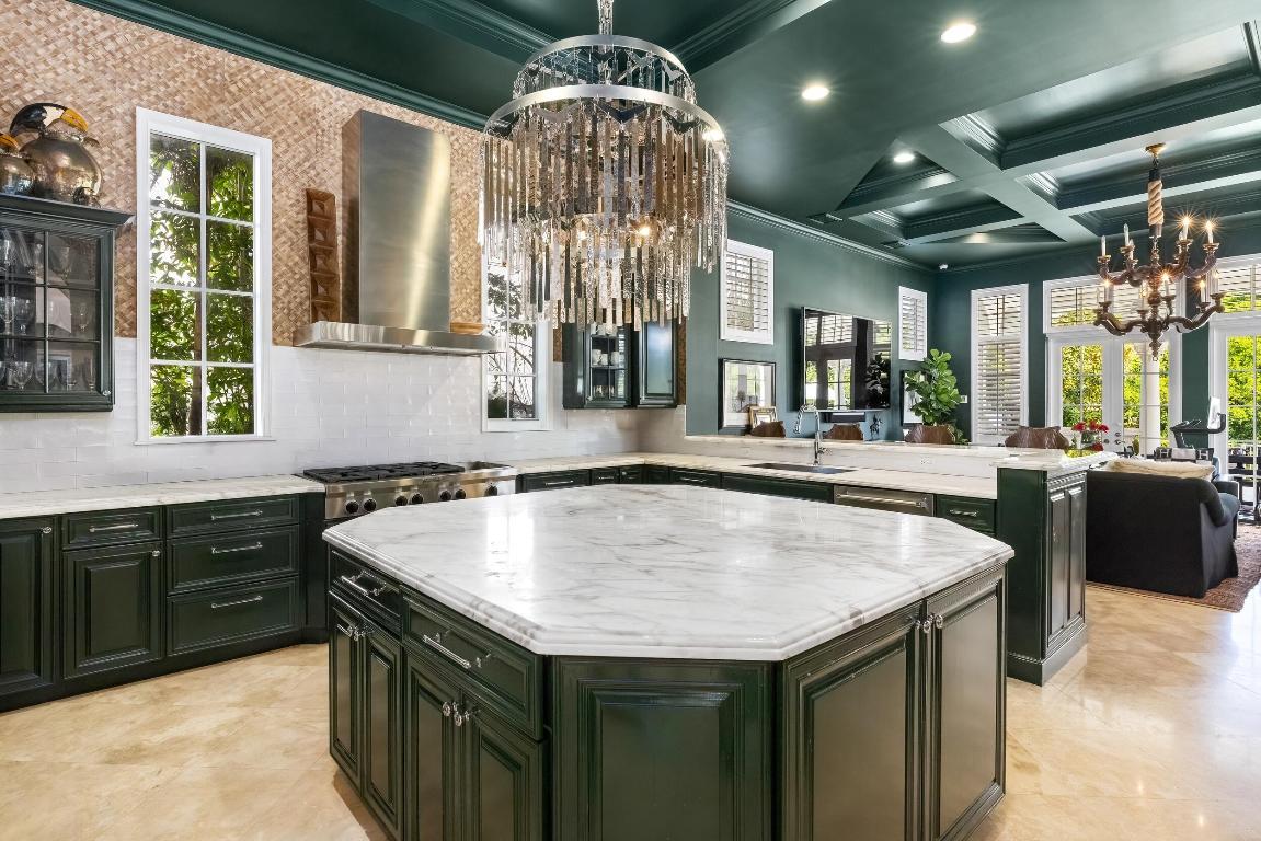 853 Harbour Isle Pl North Palm Beach, FL 33410