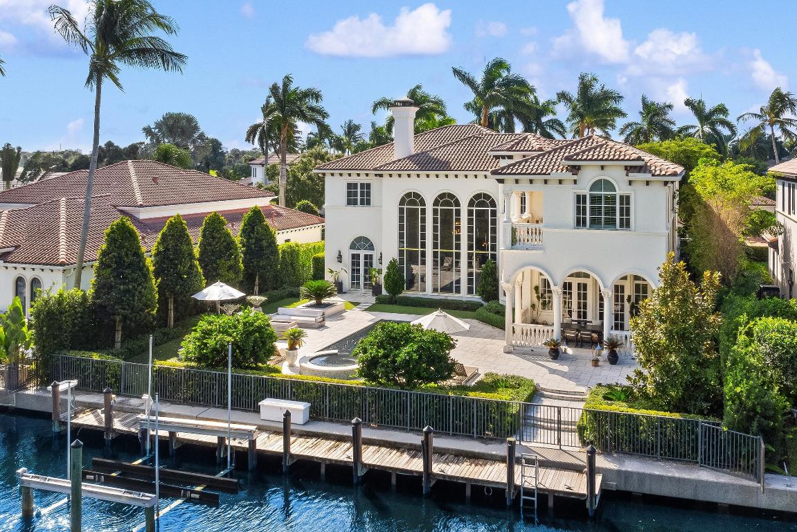 853 Harbour Isle Pl North Palm Beach, FL 33410