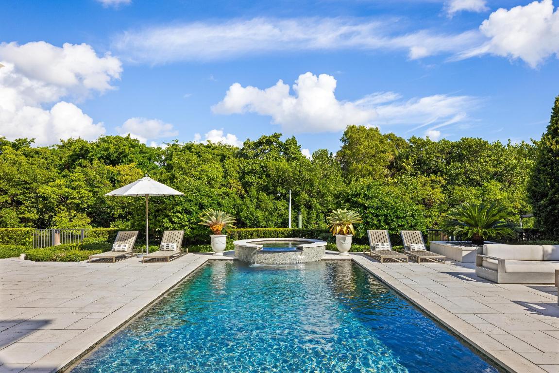 853 Harbour Isle Pl North Palm Beach, FL 33410